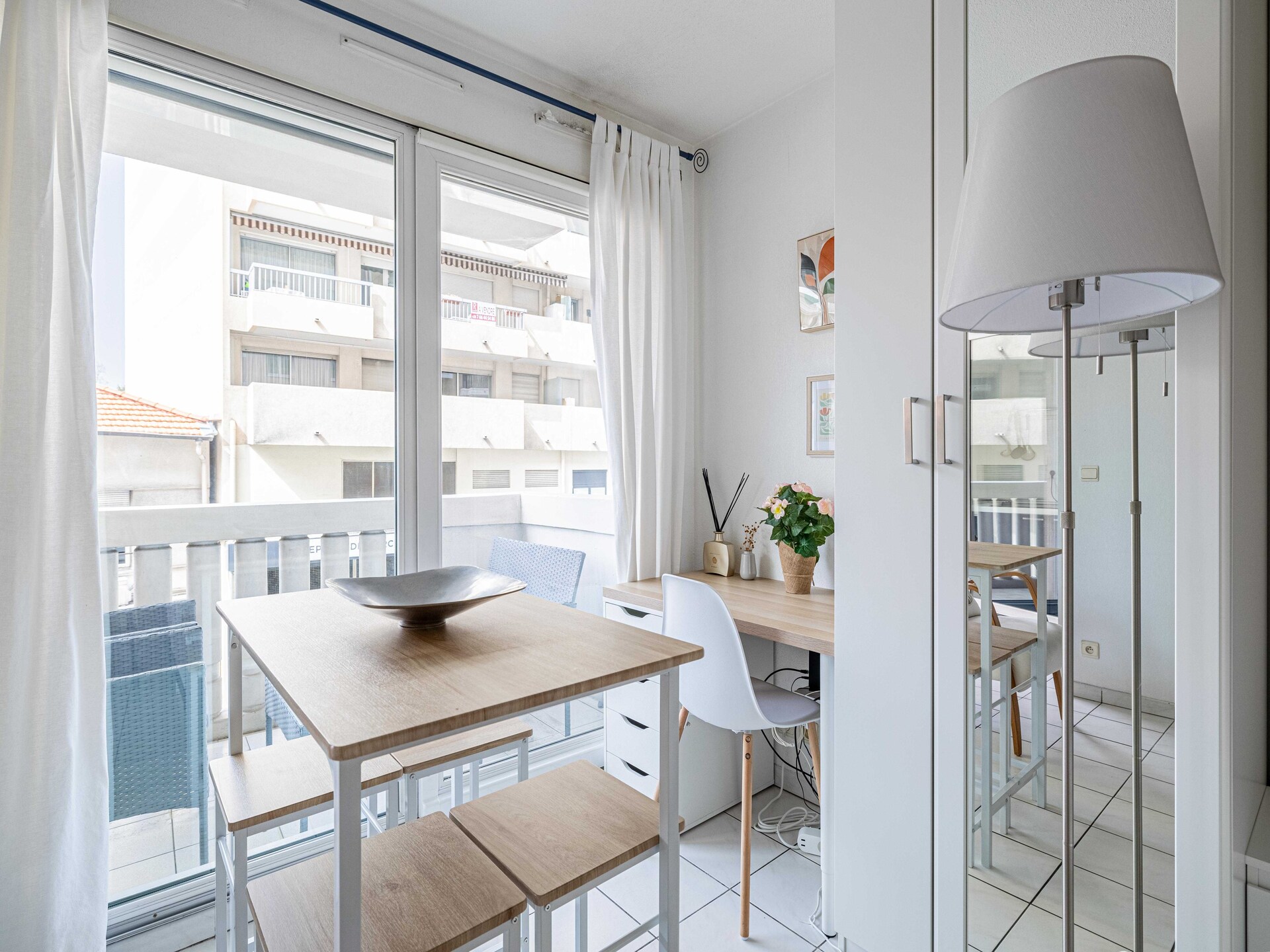 Charmant appartement met zwembad en balkon in hartje Nice - foto 2