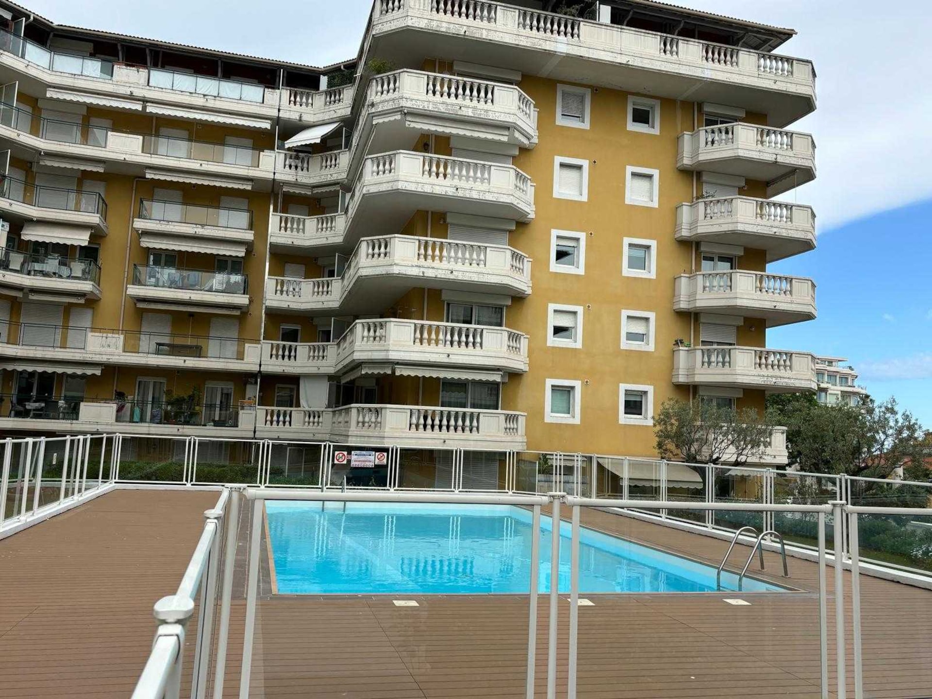 Charmant appartement met zwembad en balkon in hartje Nice - foto 13