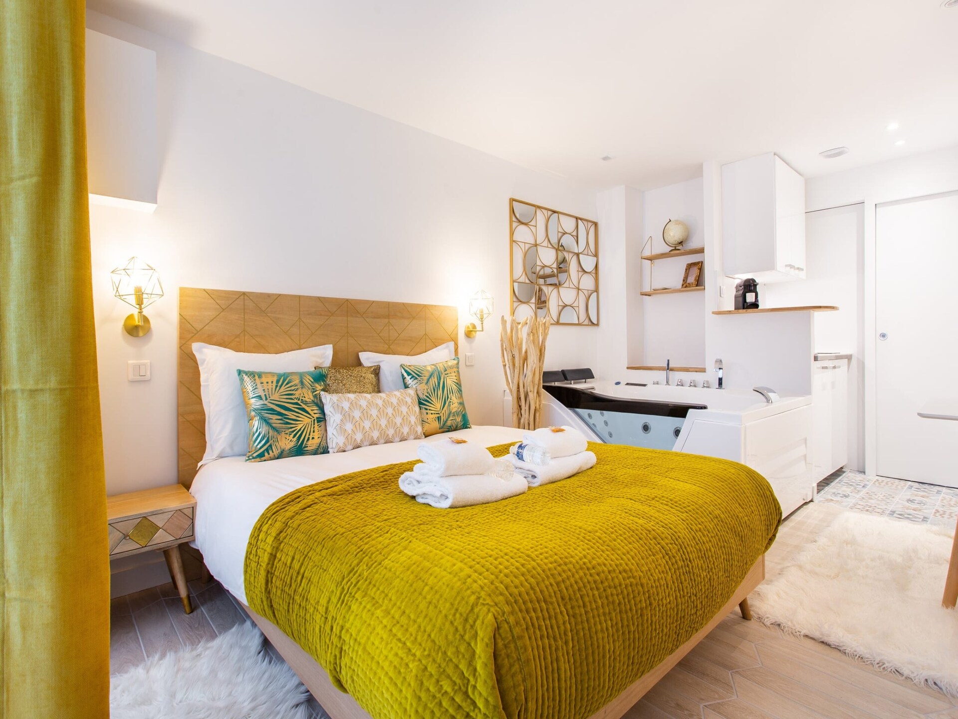 Licht studio-appartement in de levendige wijk Batignolles, Parijs - foto 1