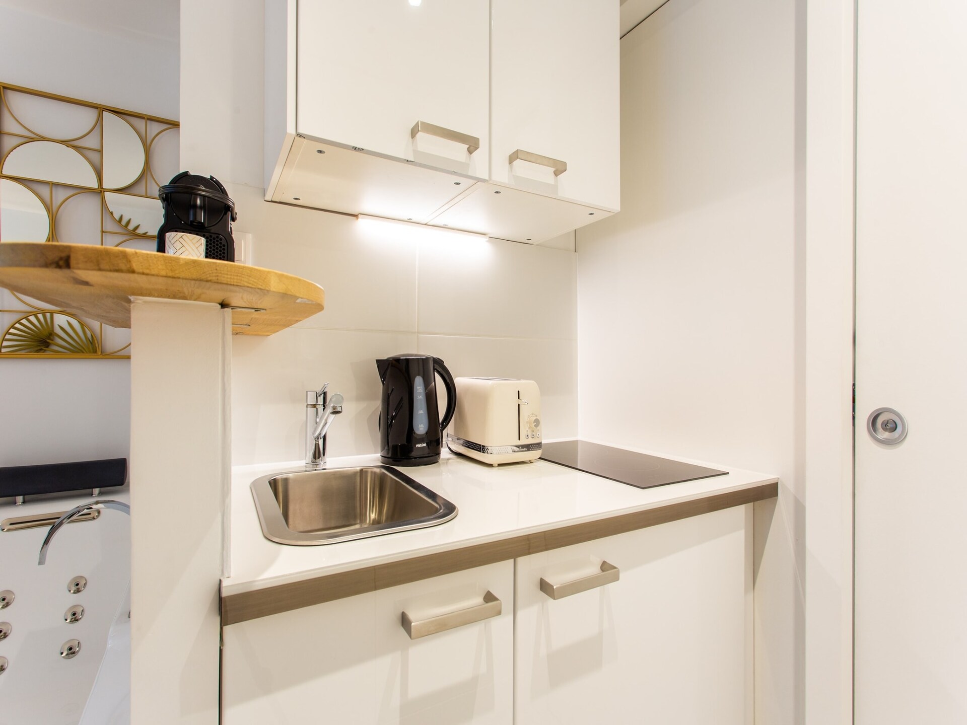Licht studio-appartement in de levendige wijk Batignolles, Parijs - foto 6