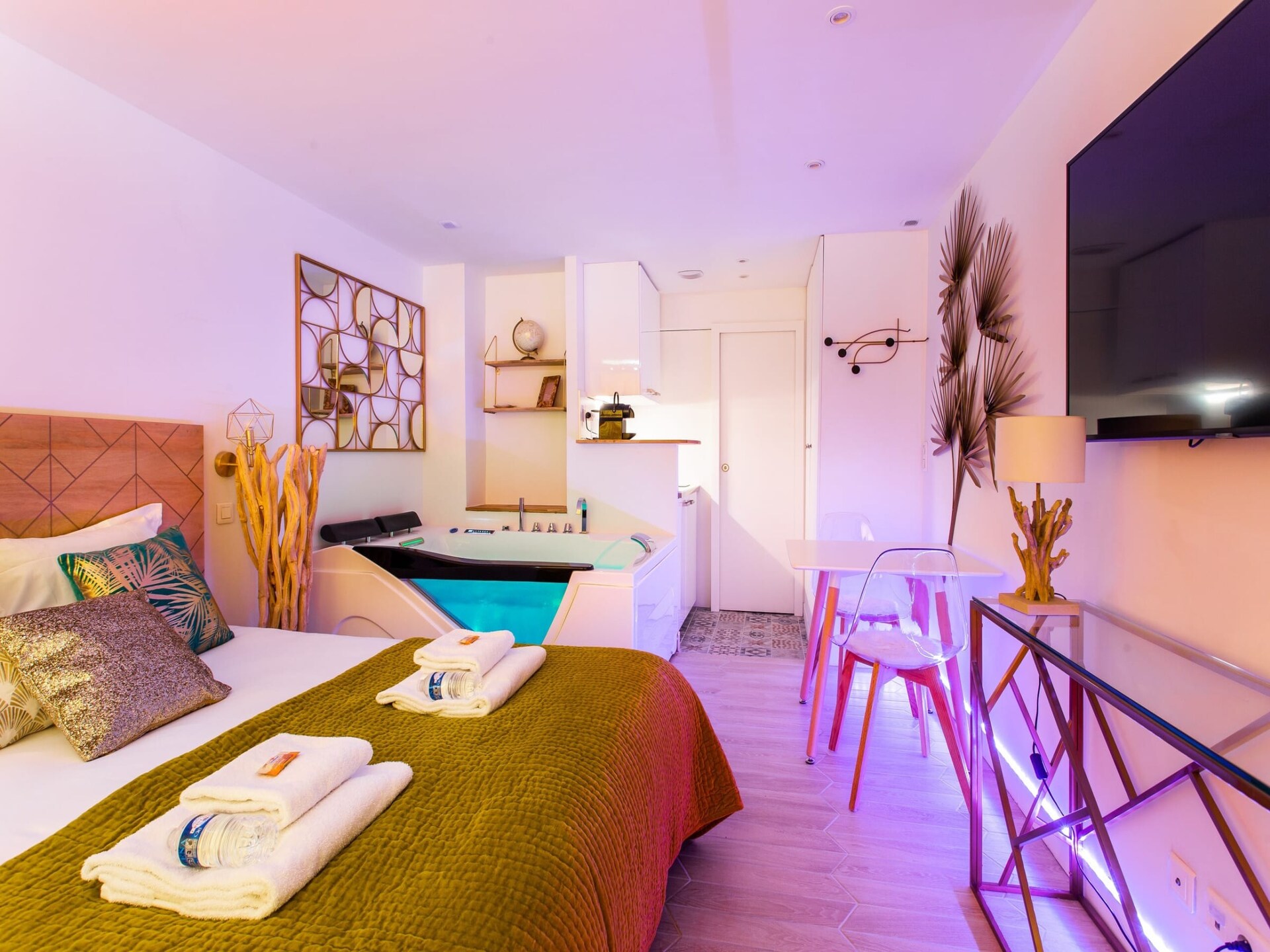 Licht studio-appartement in de levendige wijk Batignolles, Parijs - foto 7