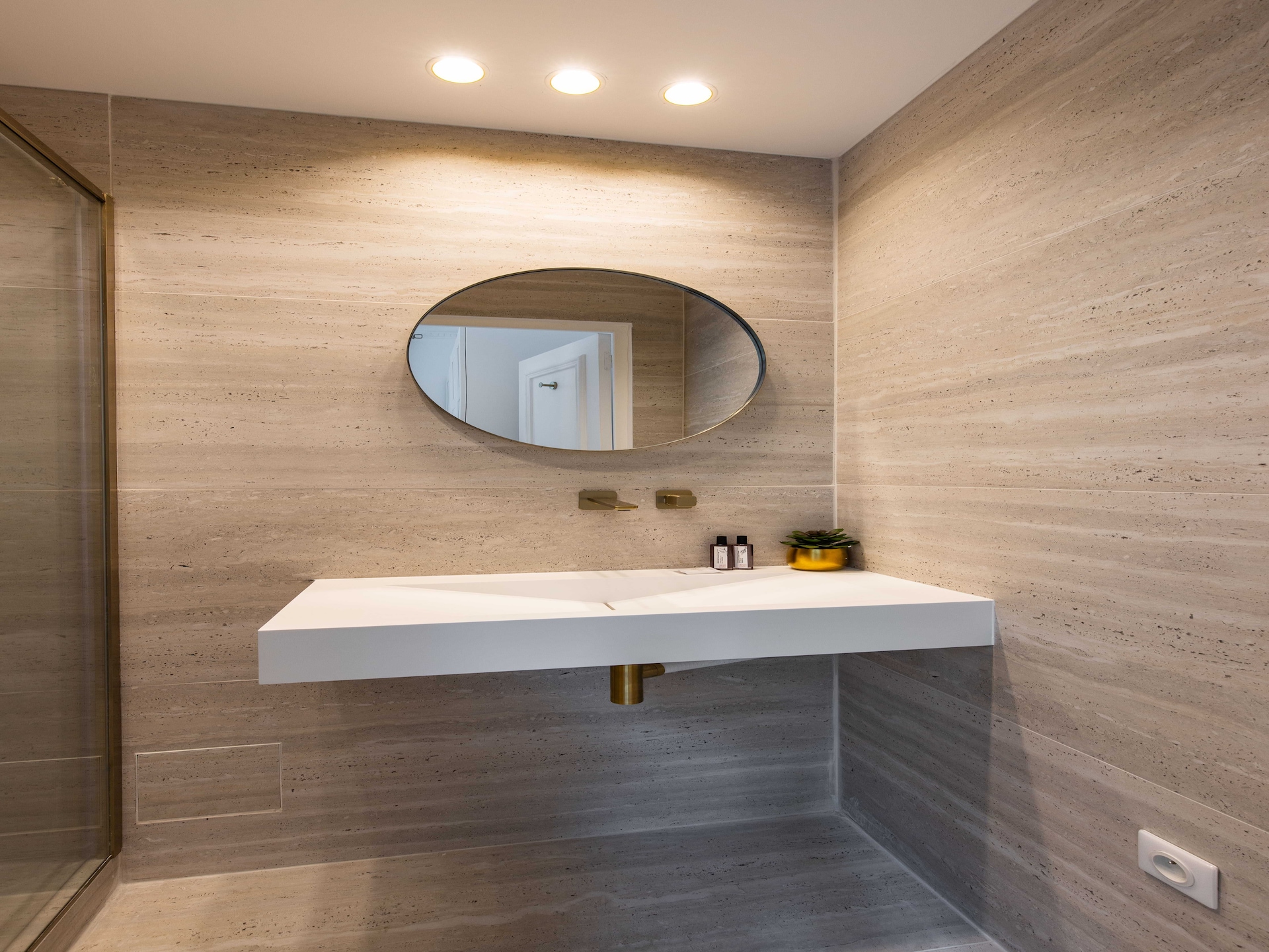 Gerenoveerd 2-slaapkamerappartement bij Bois de Boulogne, Parijs 16e - foto 17