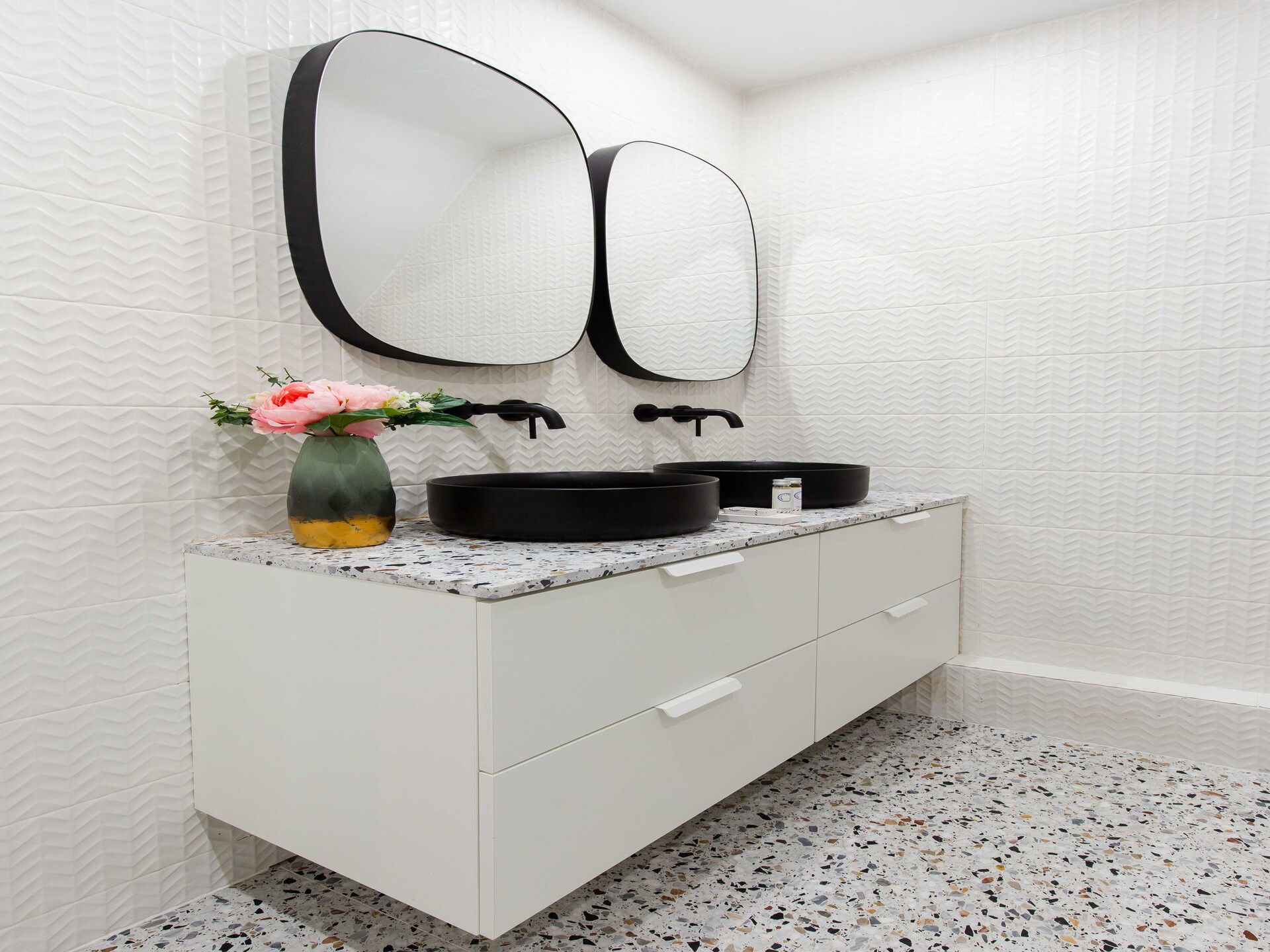 Compact en knus appartement in het 15e arrondissement, vlak bij de metro - foto 3