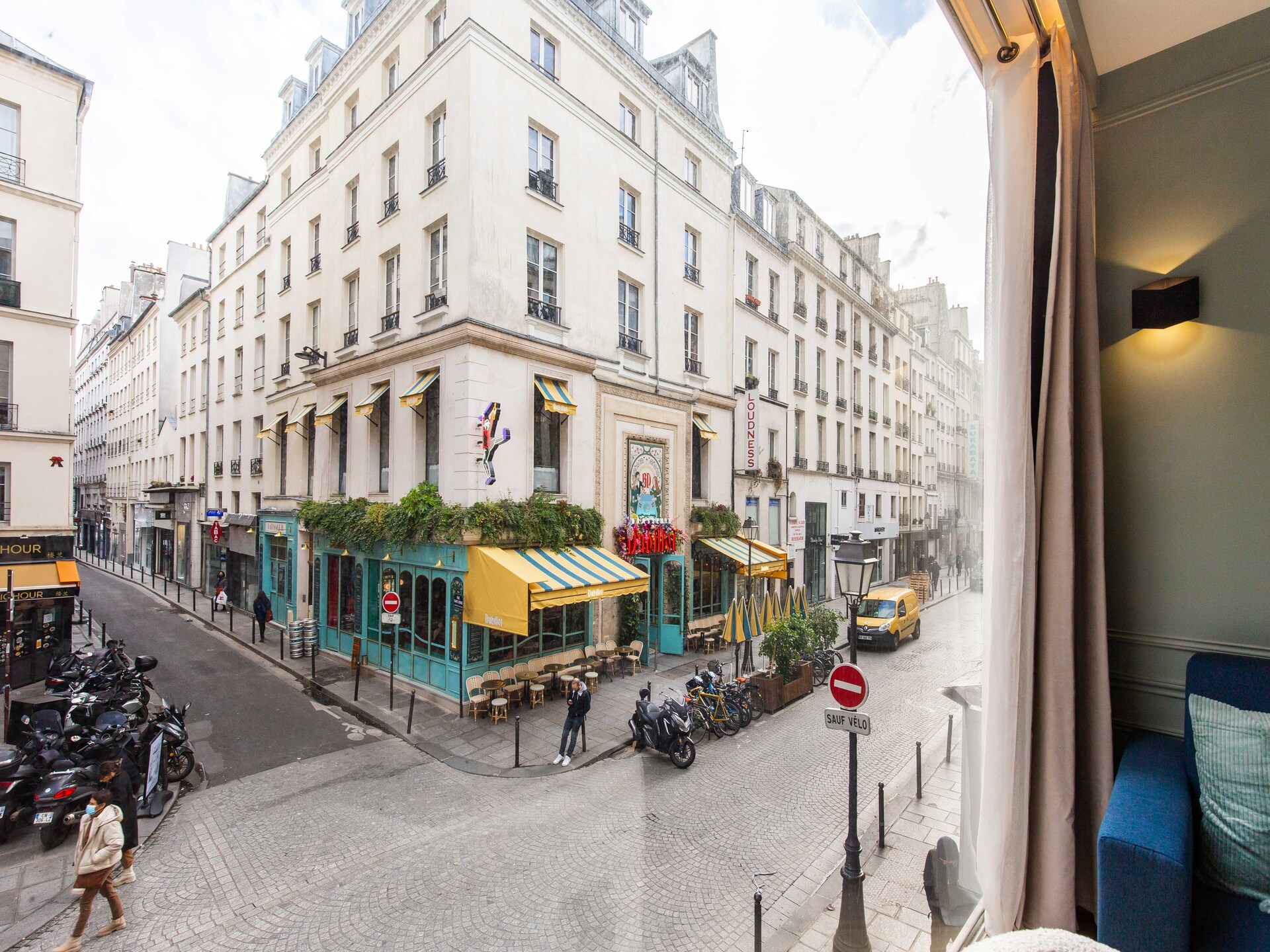 Licht appartement in hartje Bonne-Nouvelle, vlakbij Grand Rex - foto 14