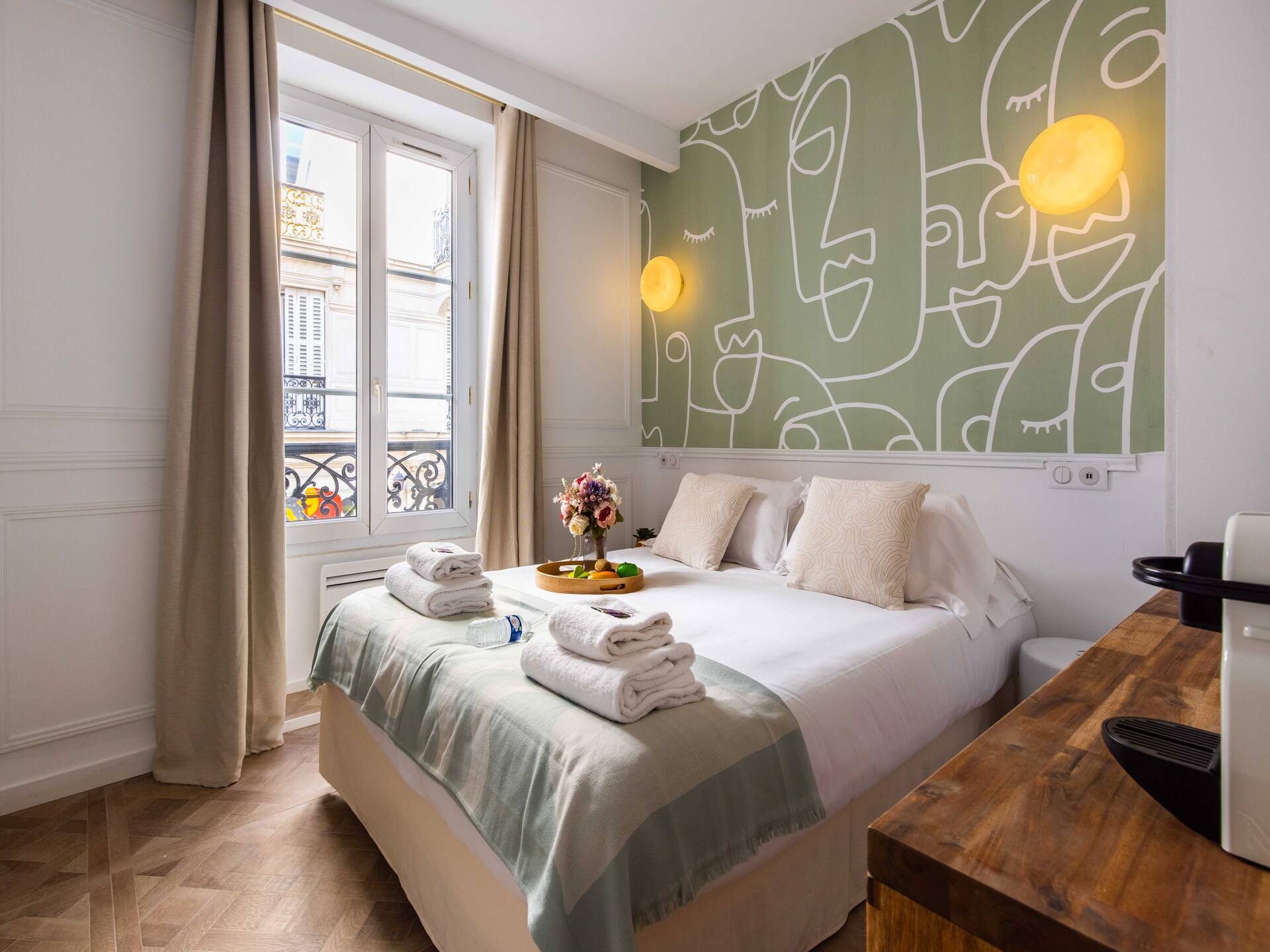 Compact studio-appartement in levendig Montmartre, Parijs - foto 2