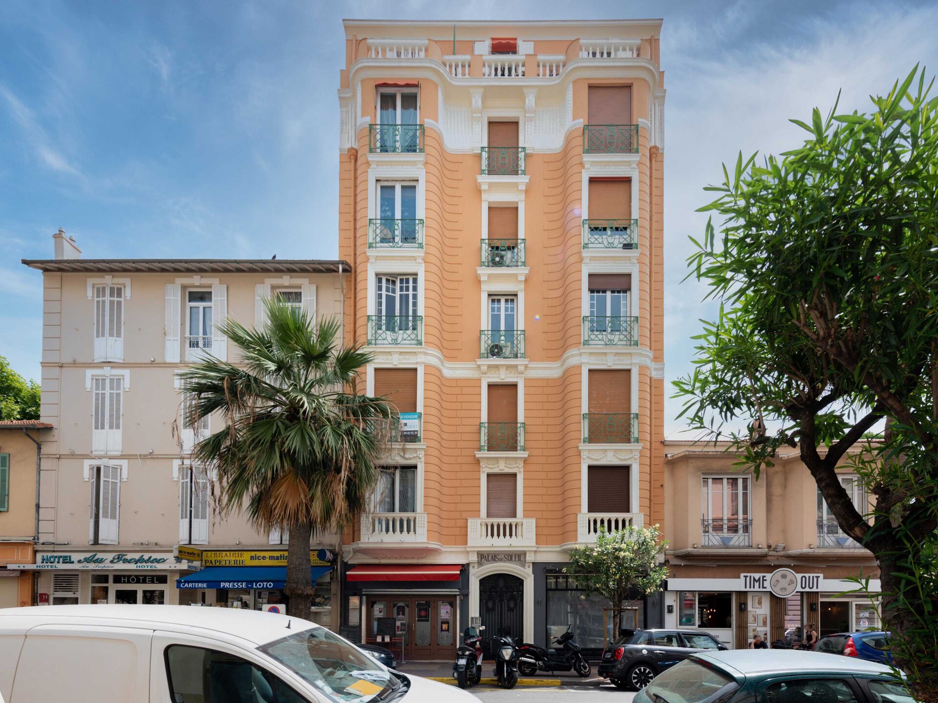 Gerenoveerd appartement op 4 minuten van het strand in Juan-les-Pins - foto 6