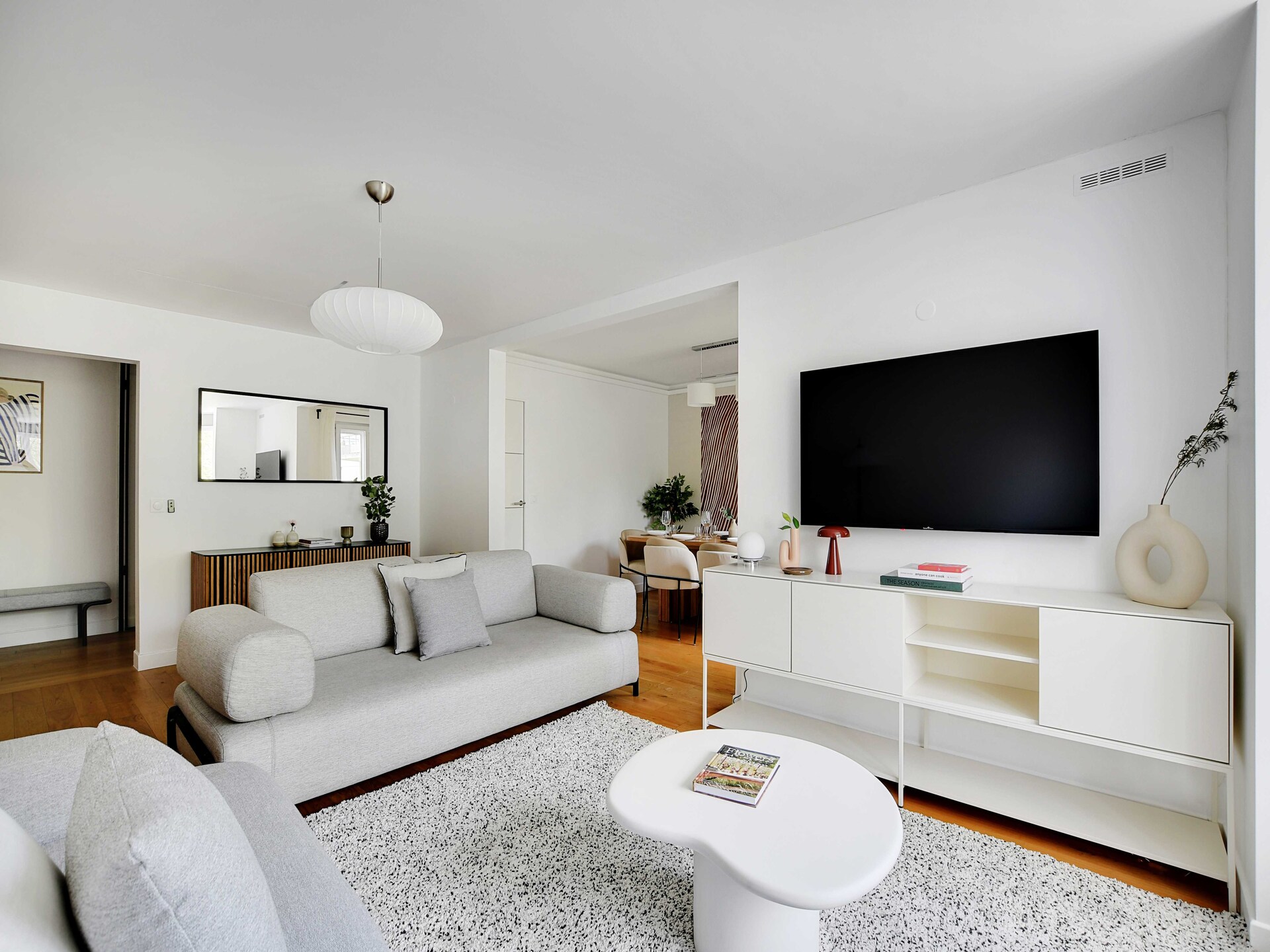 Licht appartement van 95 m² bij Bois de Vincennes, 15 minuten naar centrum Parijs - foto 1