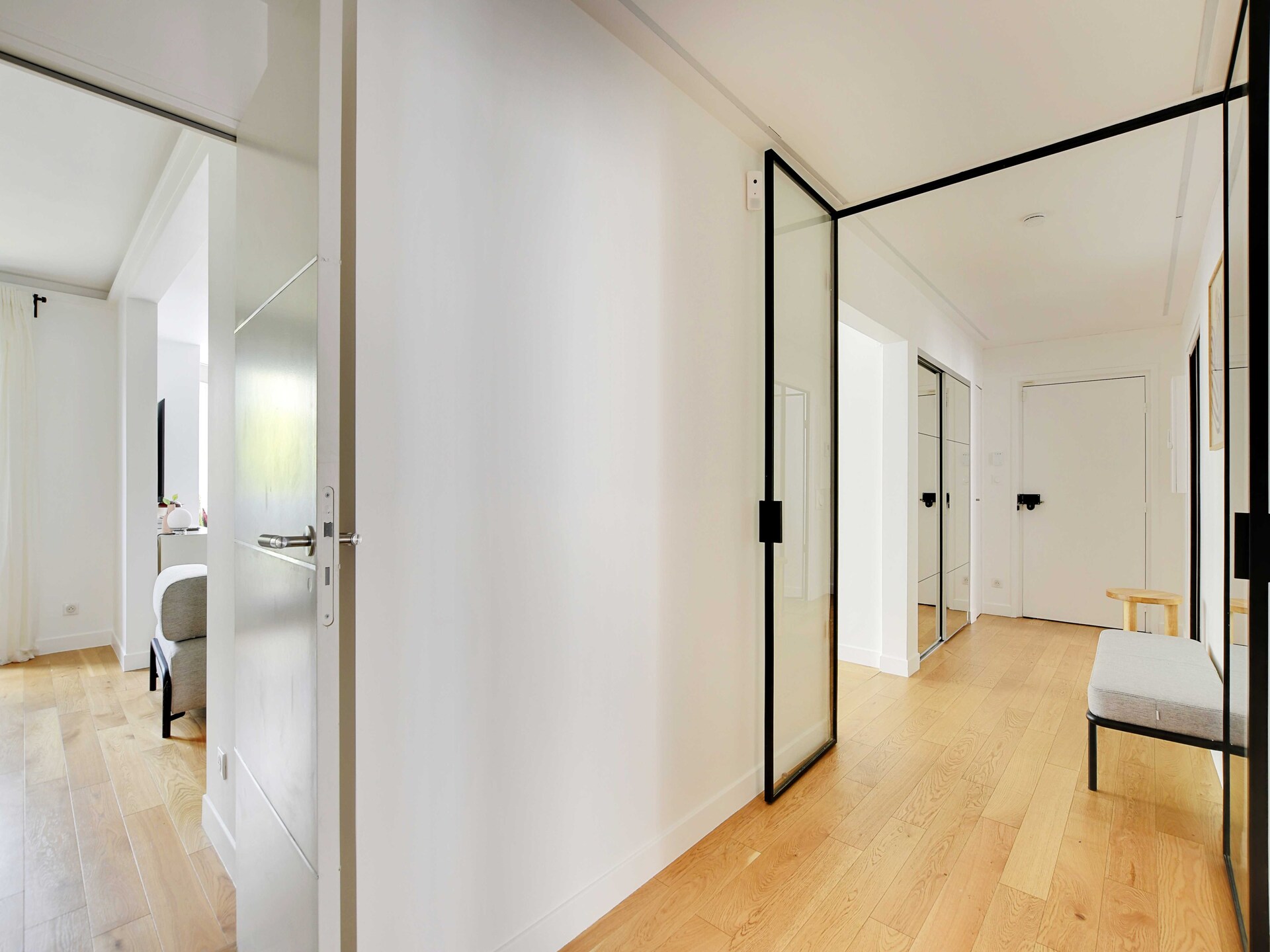 Licht appartement van 95 m² bij Bois de Vincennes, 15 minuten naar centrum Parijs - foto 19