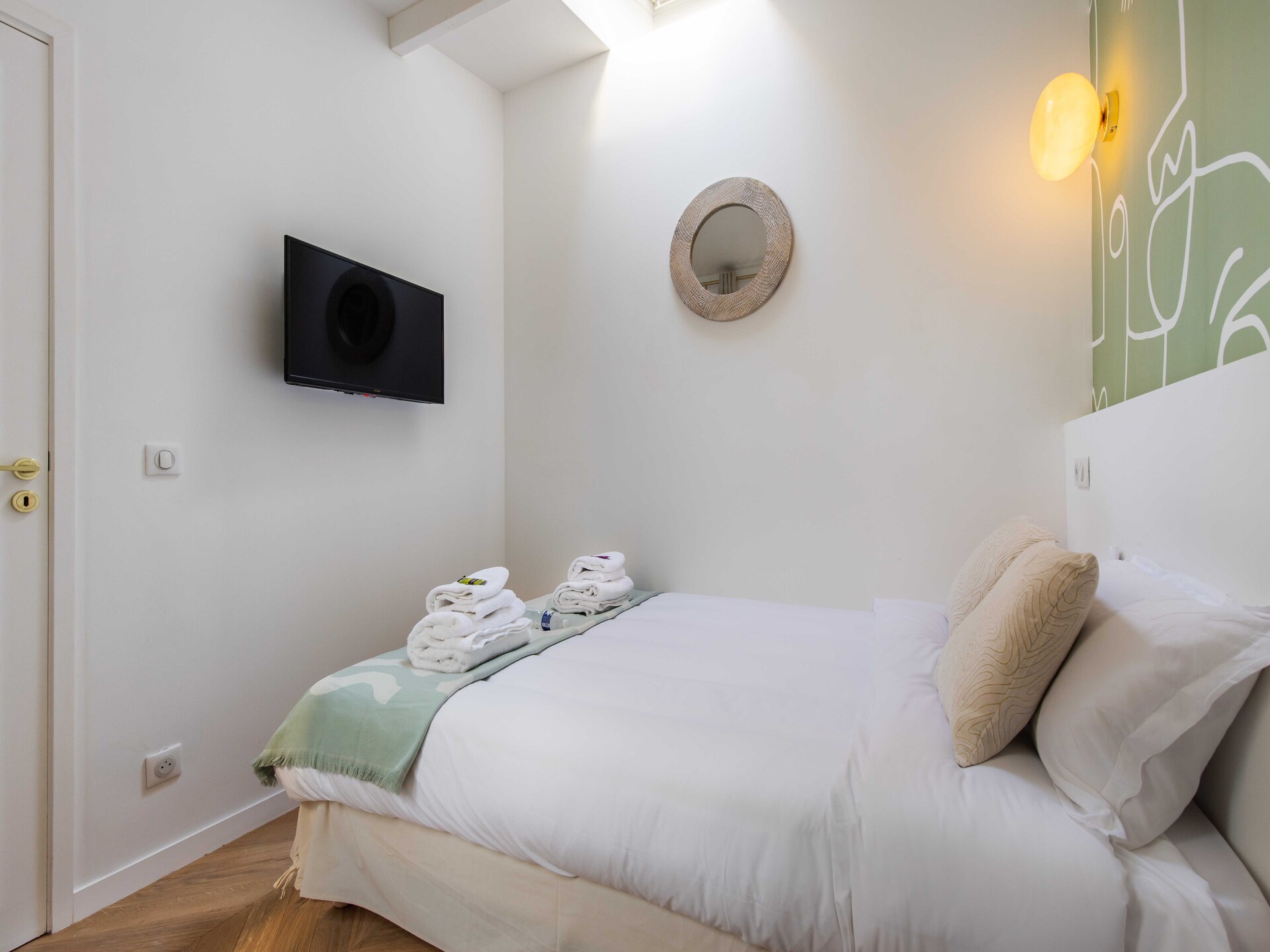 Stijlvol appartement met terras in Pigalle, vlakbij Moulin Rouge - foto 9