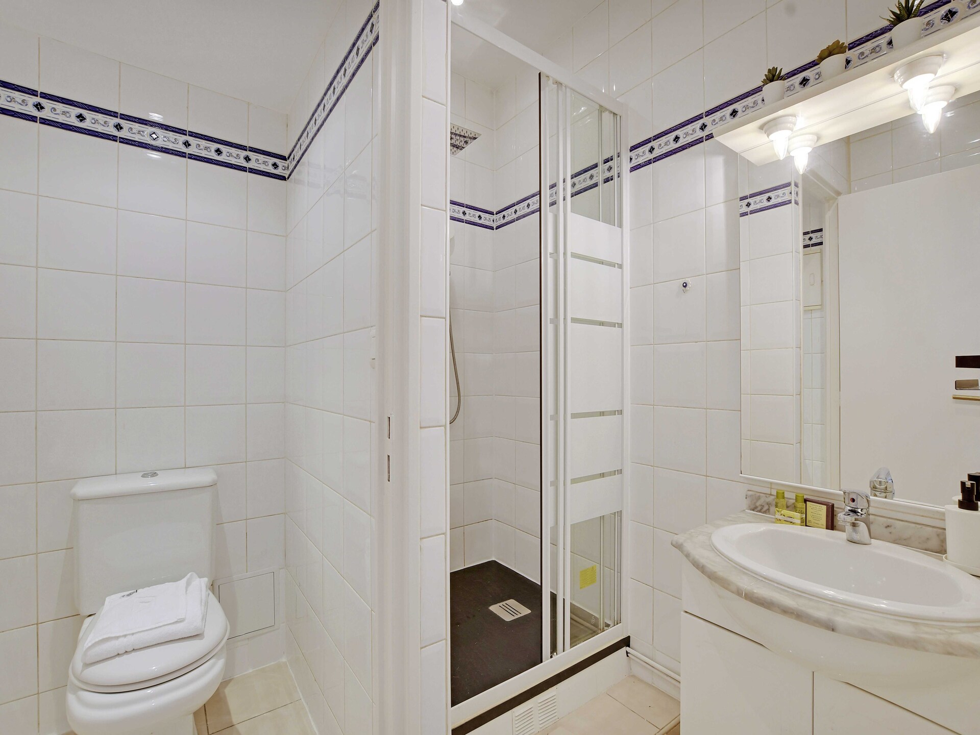 Compact en knus appartement in levendig Strasbourg-Saint-Denis, Parijs - foto 5