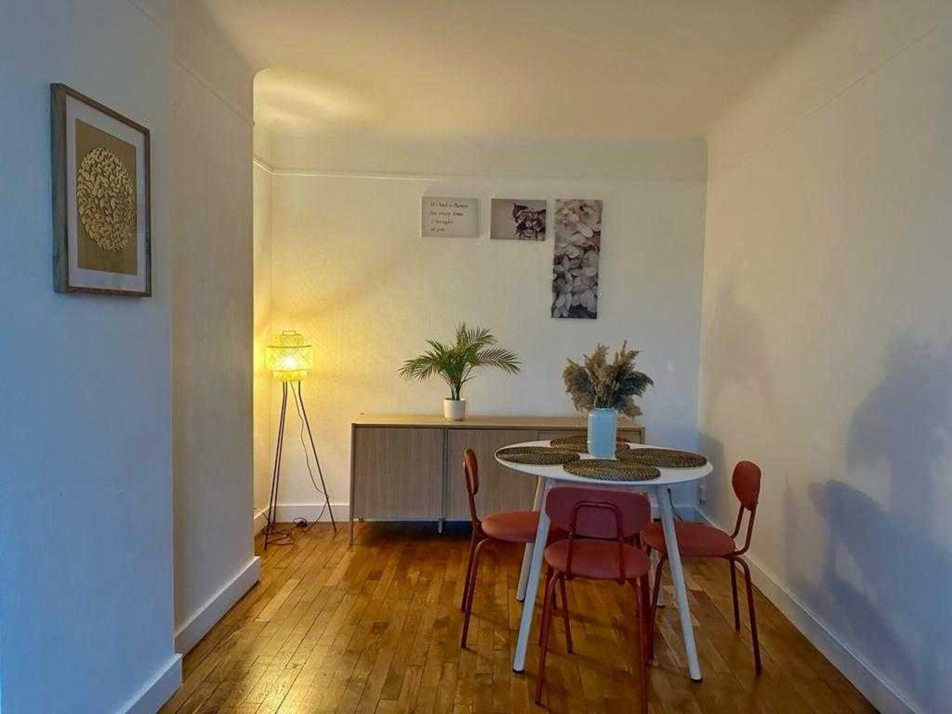 Stijlvol appartement in Suresnes voor 3 personen - foto 2