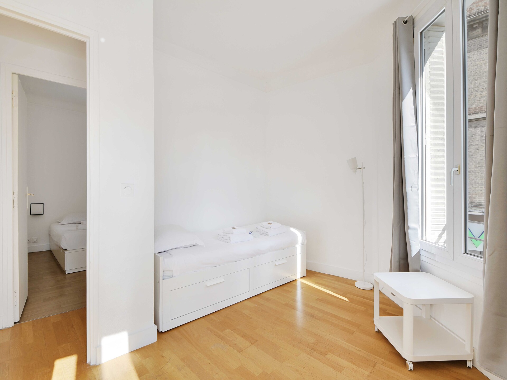 Licht appartement voor 4 personen in Suresnes, vlakbij Parijs - foto 9