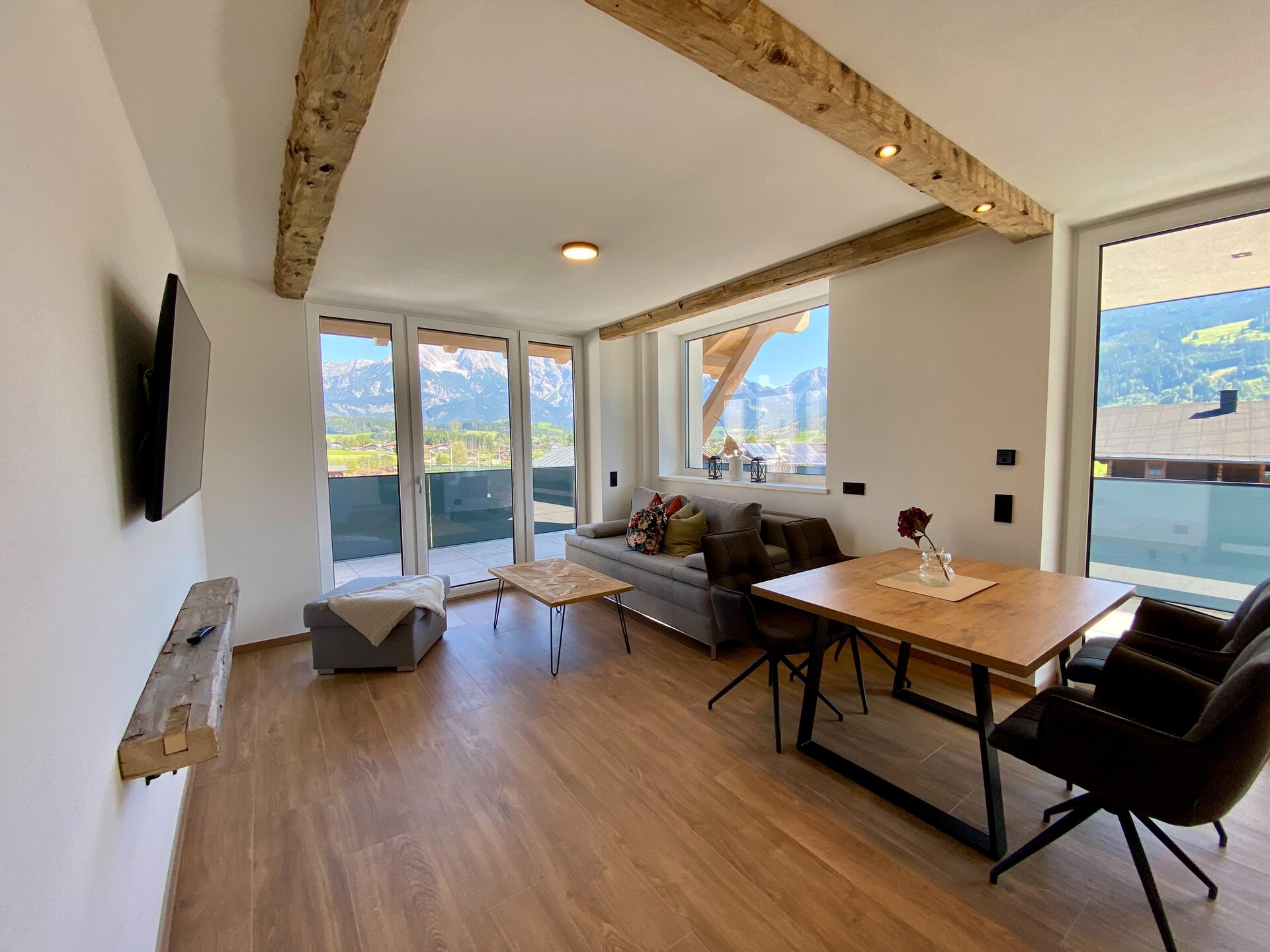 Licht appartement Schnurr-Bartl met panoramisch uitzicht in Saalfelden - foto 3