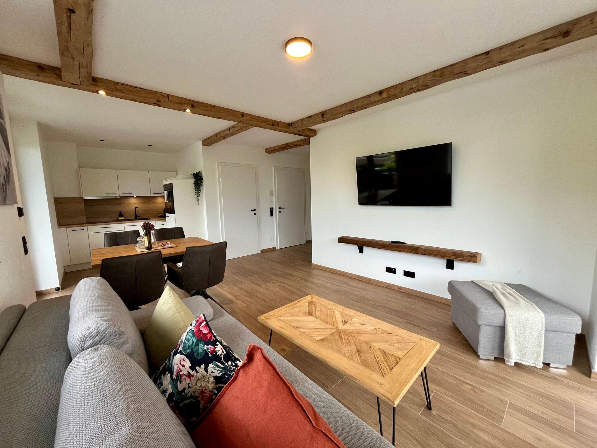 Licht appartement Schnurr-Bartl met panoramisch uitzicht in Saalfelden - foto 5