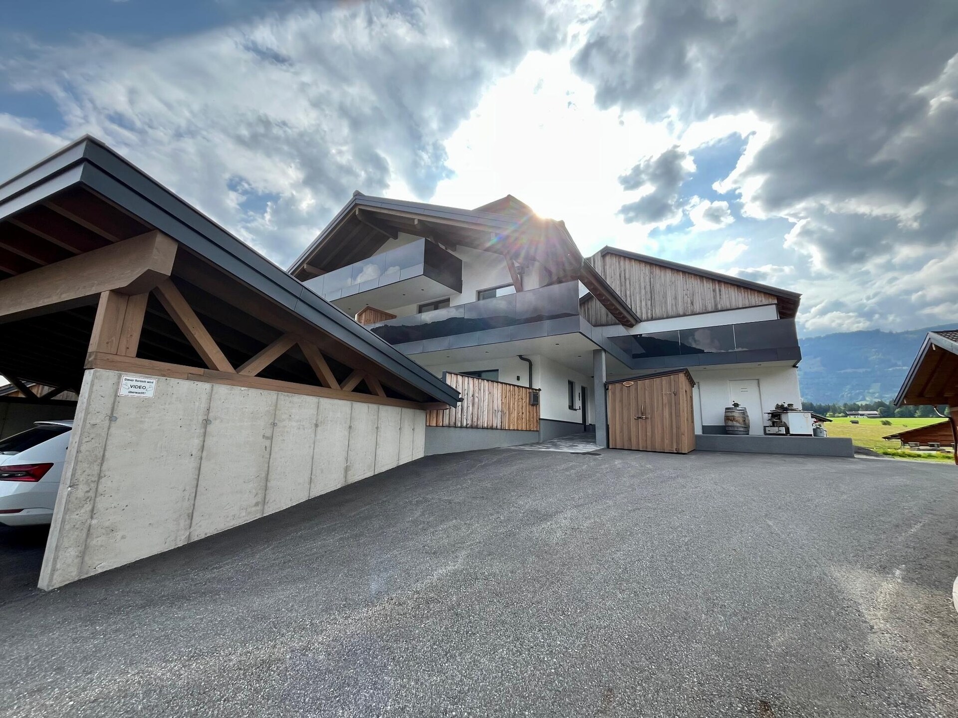 Licht appartement Schnurr-Bartl met panoramisch uitzicht in Saalfelden - foto 1
