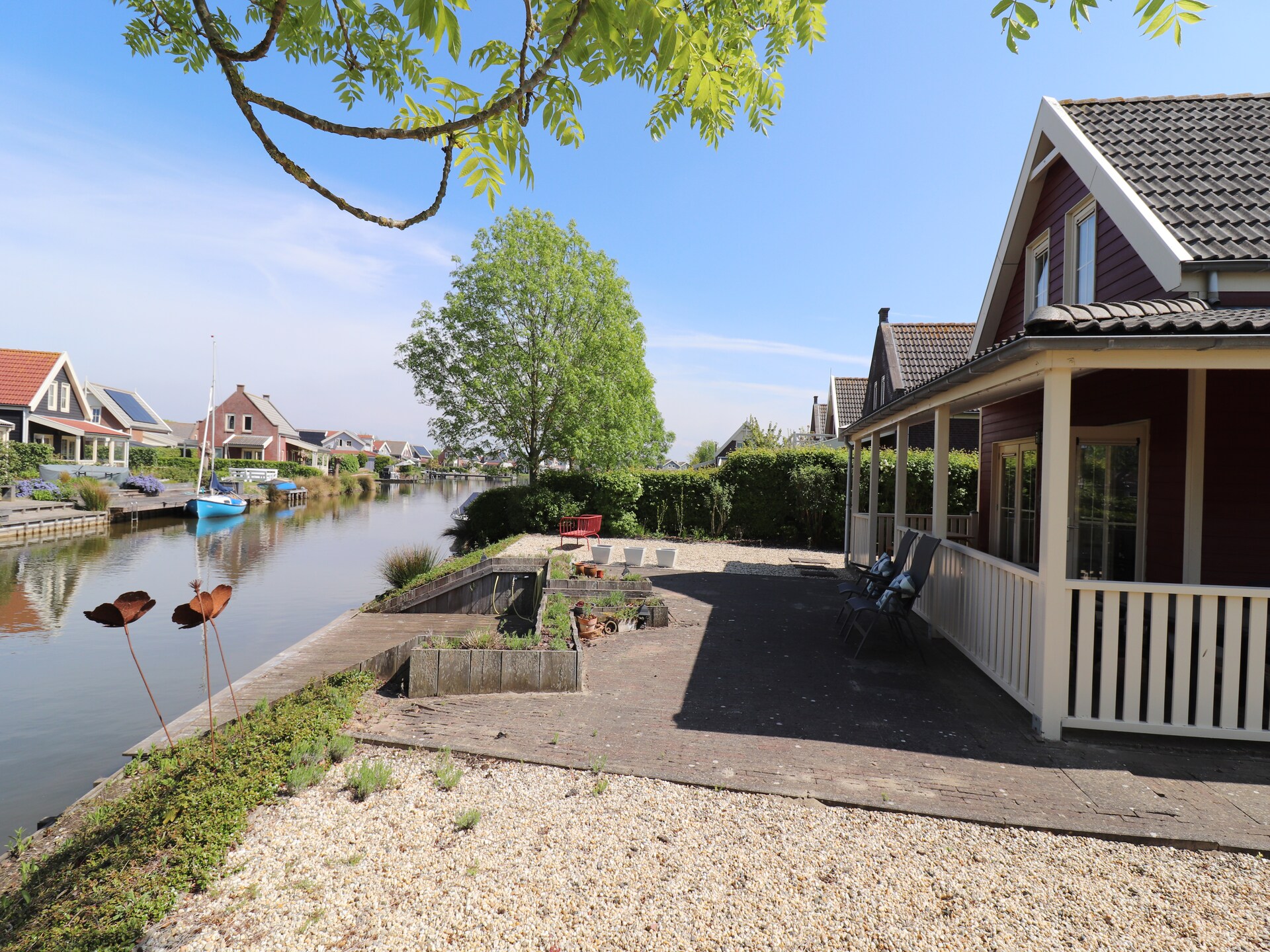 Vrijstaand vakantiehuis aan het water in Simonshaven, vlakbij strand - foto 15