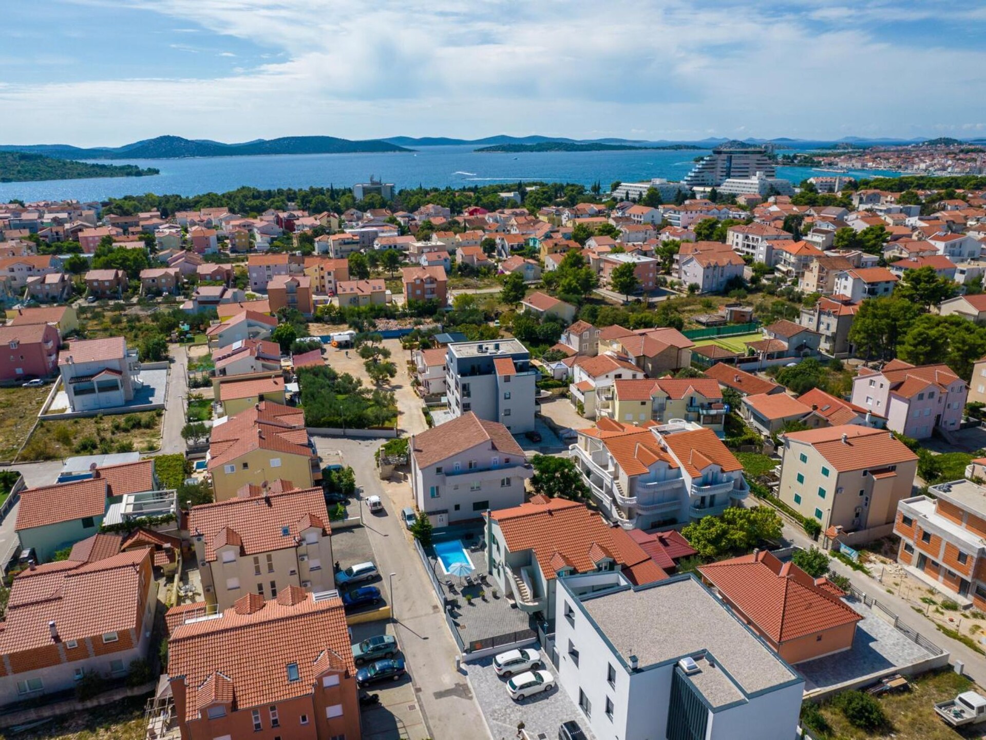 Villa S in Vodice: Ruime Vrijstaande Villa met Privézwembad op 200m van Strand - foto 40