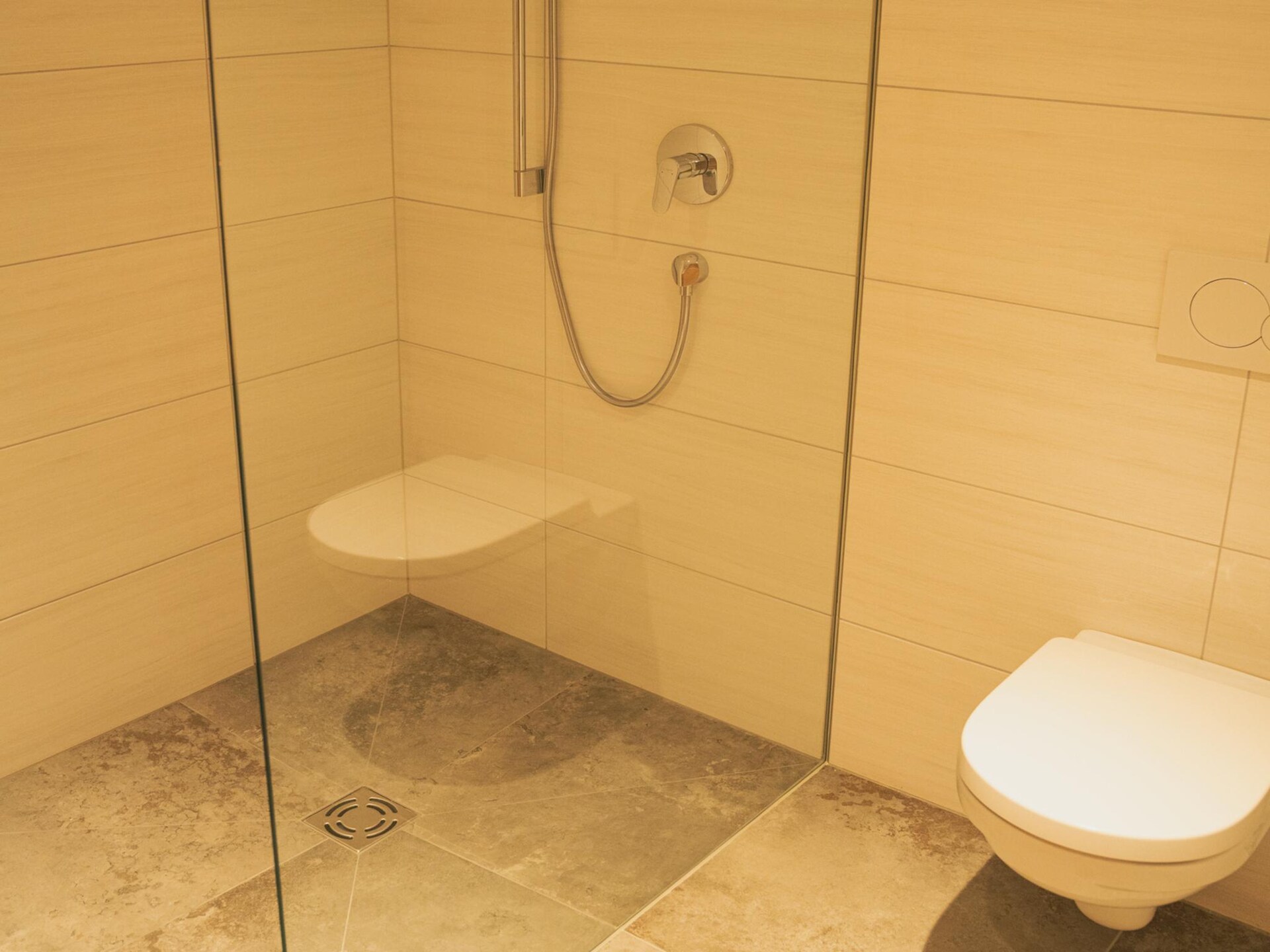 Wellness vakantiehuis in Bramberg: luxe voor 20 personen nabij de piste - foto 22