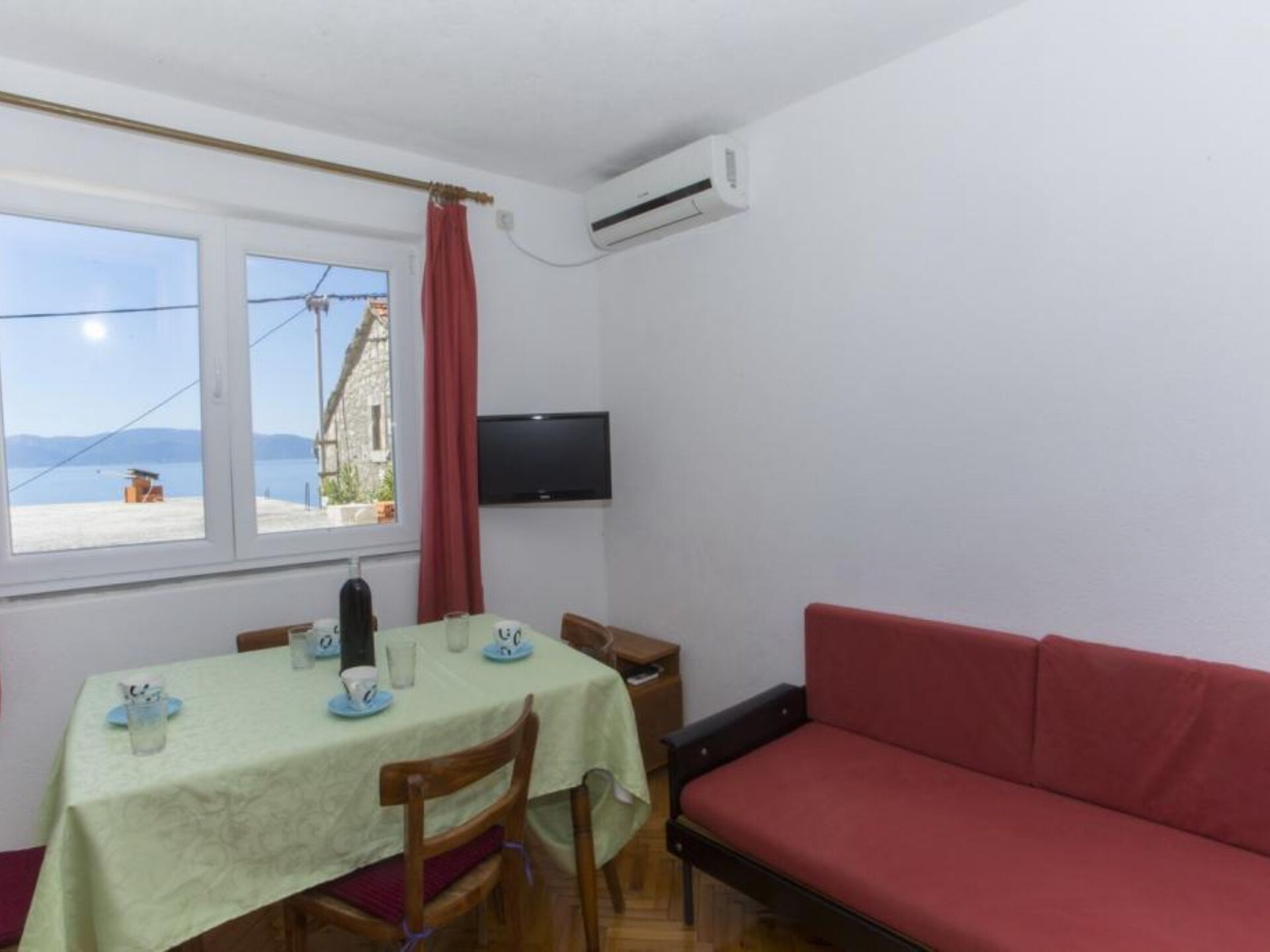 Appartement met terras direct aan zee in Brist voor 5 personen - foto 2