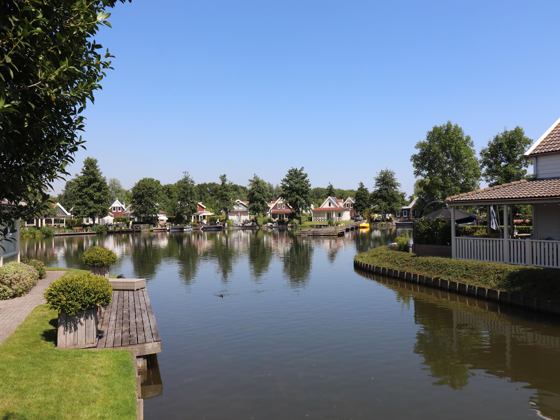 Knus vakantiehuis aan het water in Simonshaven met eigen veranda - foto 7