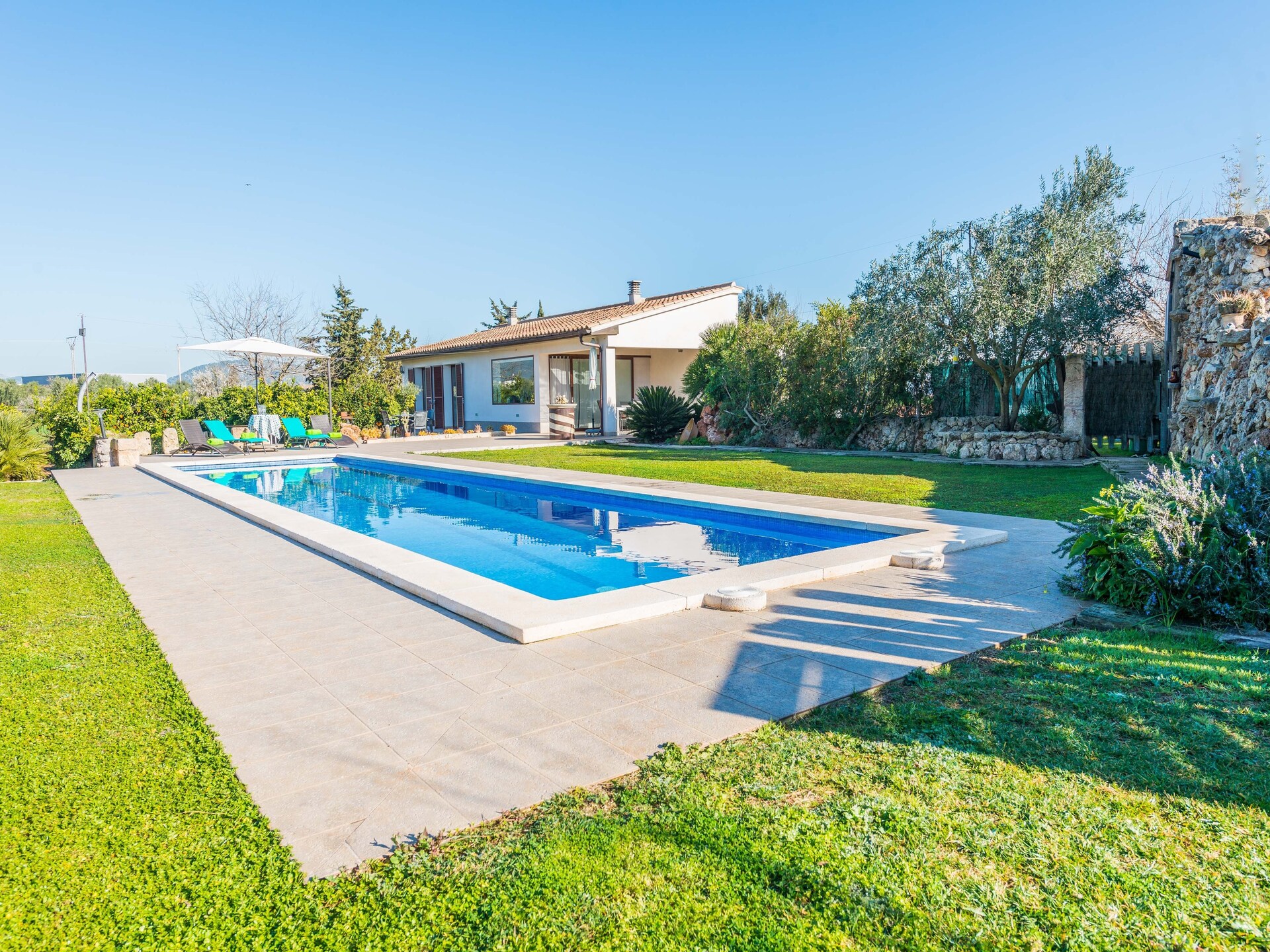 Authentieke finca met privézwembad aan de golfbaan bij Sa Pobla - foto 21