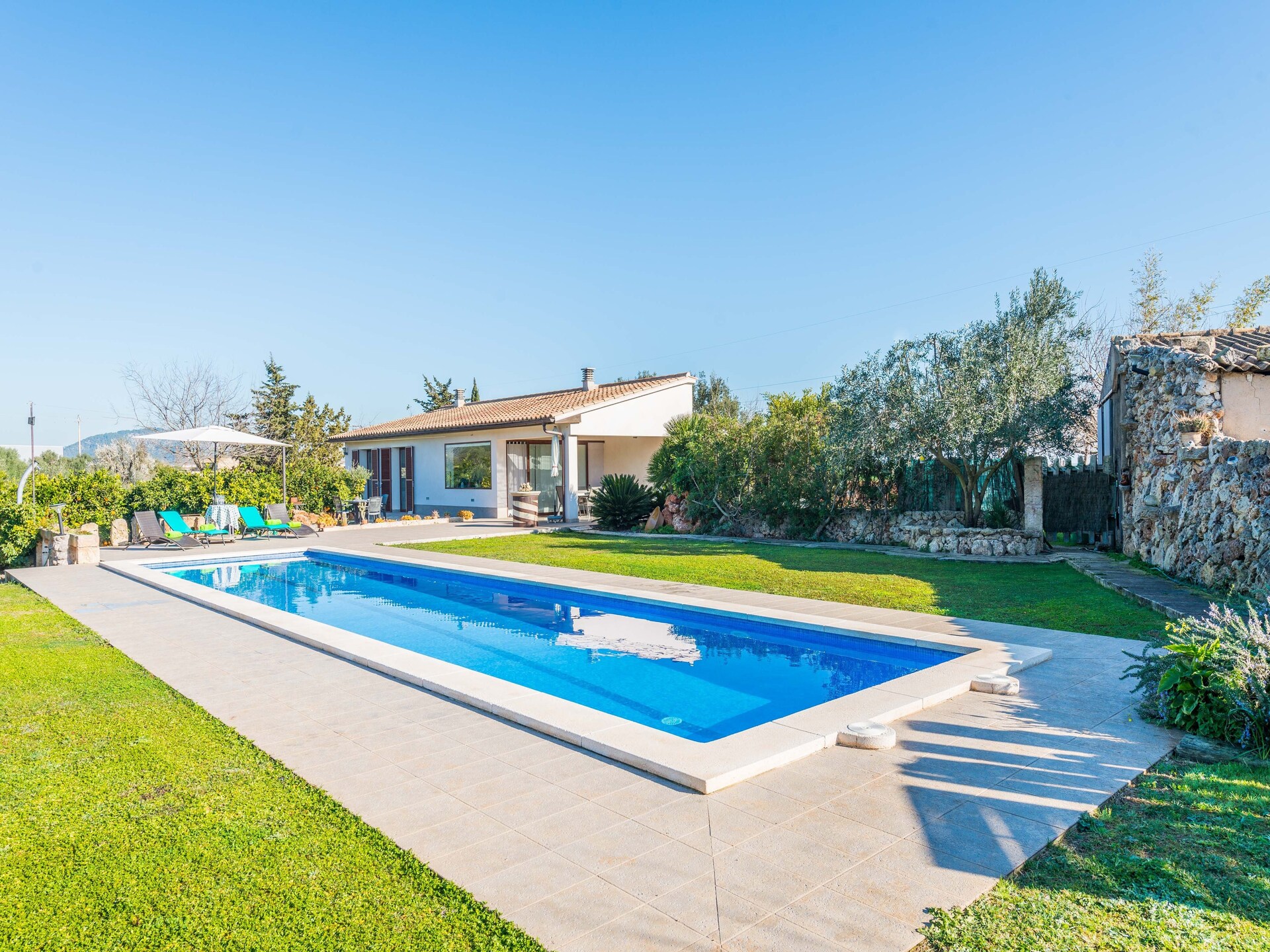 Authentieke finca met privézwembad aan de golfbaan bij Sa Pobla - foto 20