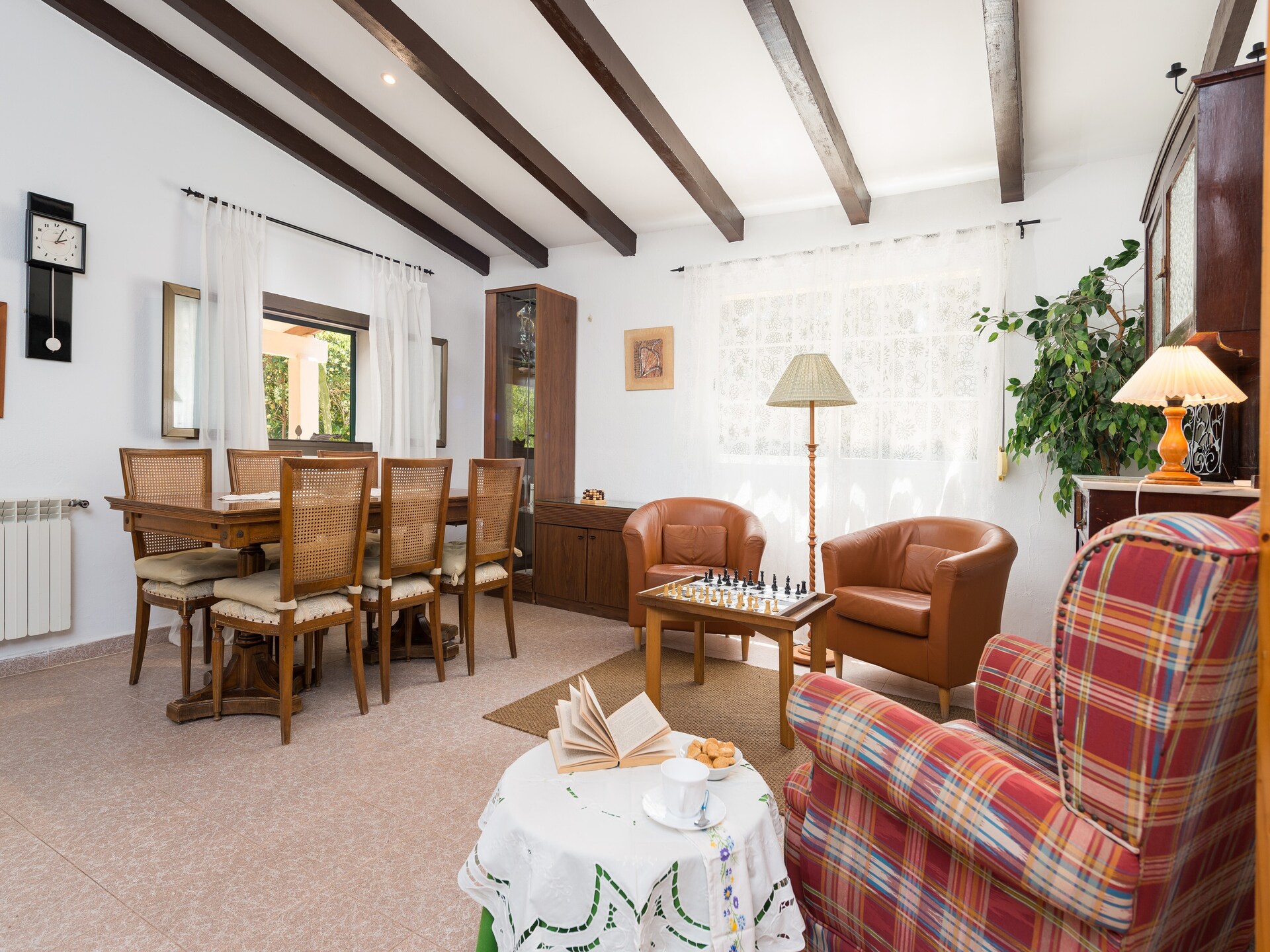 Vrijstaande villa met privézwembad en sportveld aan de golfbaan in Campanet - foto 6