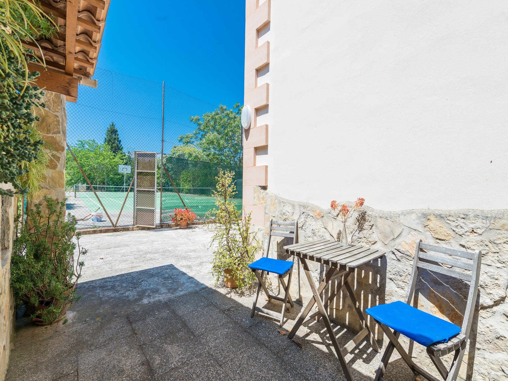 Vrijstaande villa met privézwembad en sportveld aan de golfbaan in Campanet - foto 44