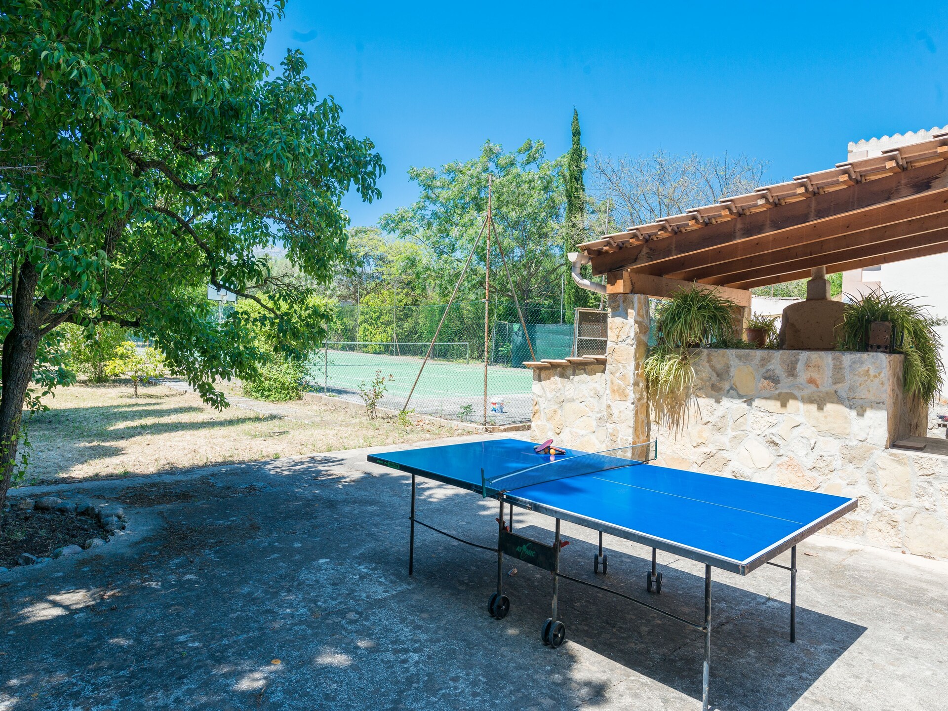 Vrijstaande villa met privézwembad en sportveld aan de golfbaan in Campanet - foto 16