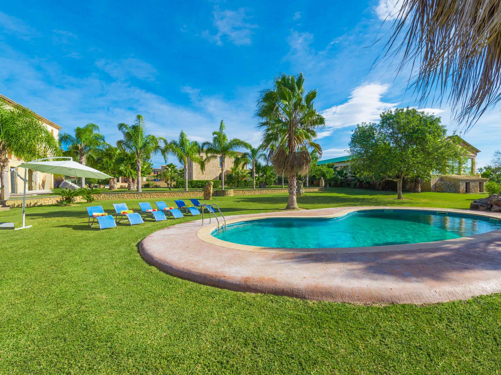 Son Perot: Luxe villa op 300.000m² landgoed met golf & privézwembad - foto 14