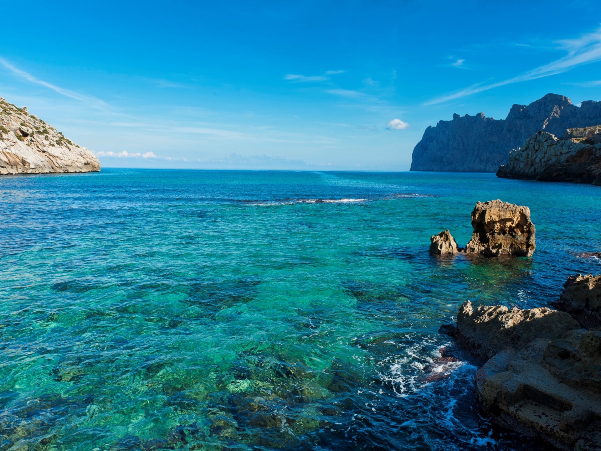 Vrijstaande villa met privézwembad op 100 meter van het strand in Cala Sant Vicenç - foto 43