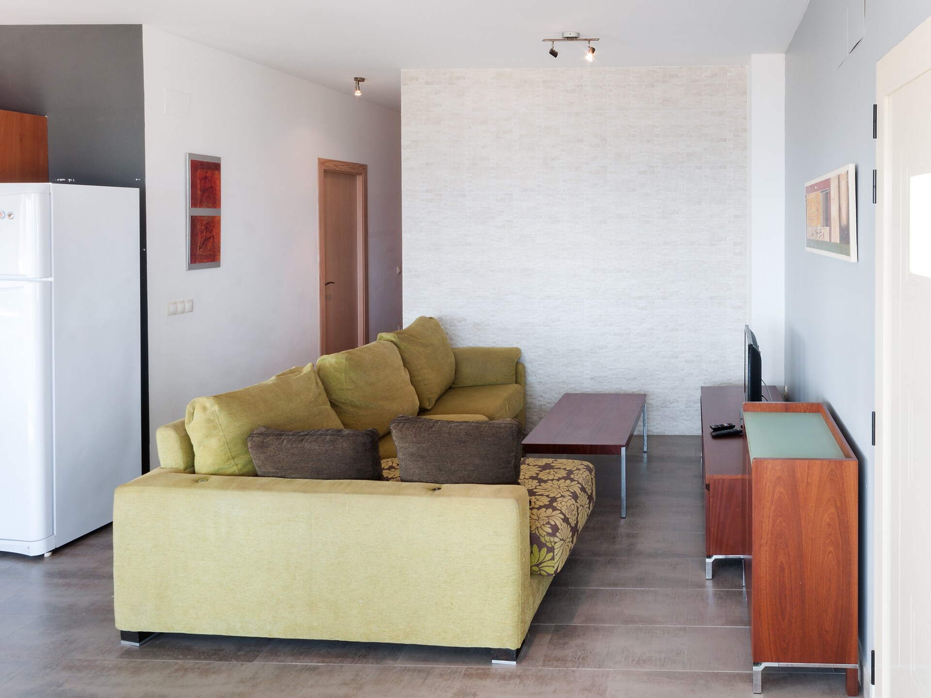 Licht appartement aan golfbaan Oliva met zwembad, vlakbij strand - foto 4