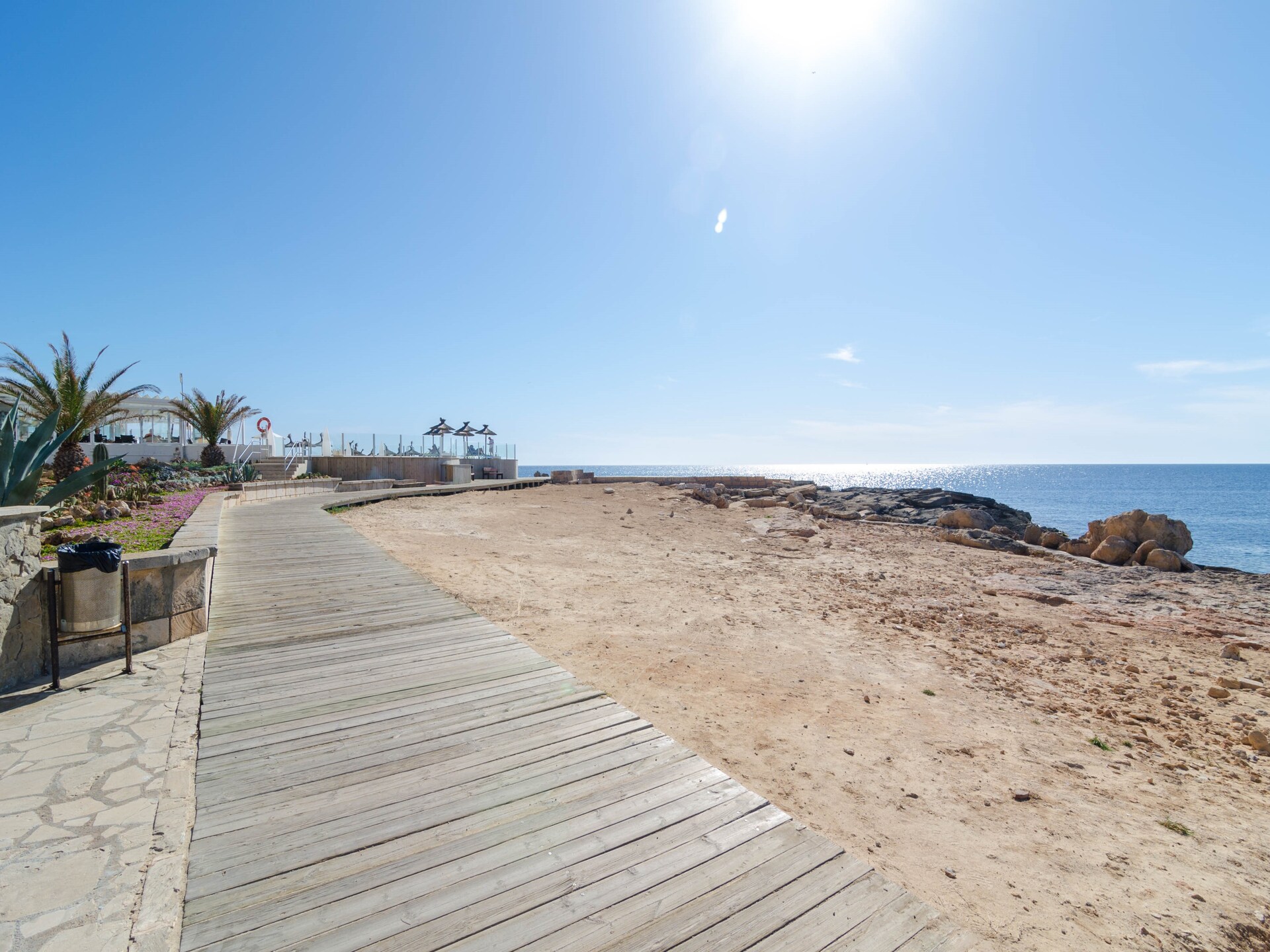Licht appartement aan golfbaan Oliva met zwembad, vlakbij strand - foto 11