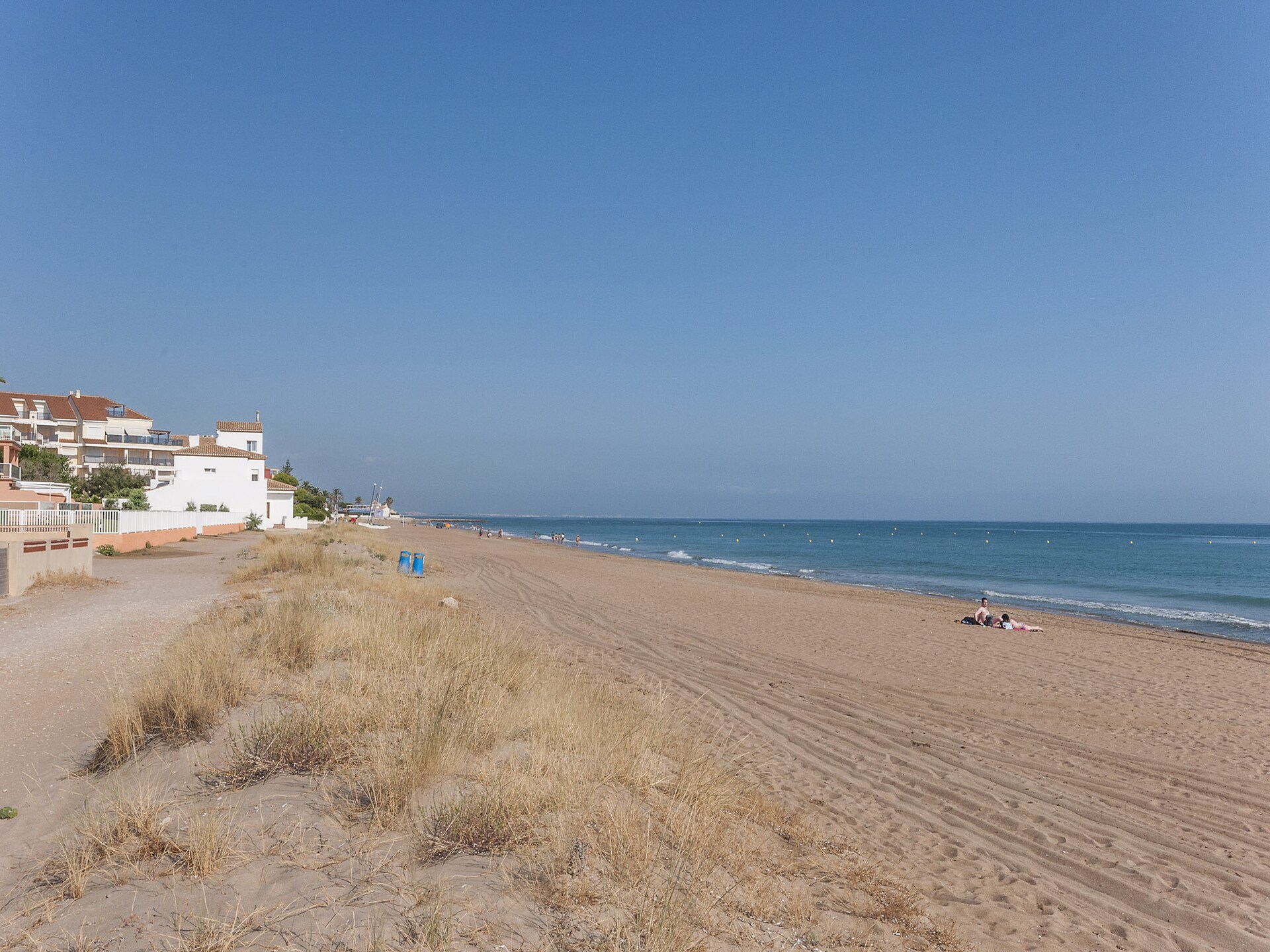 Licht appartement aan golfbaan Oliva met zwembad, vlakbij strand - foto 12