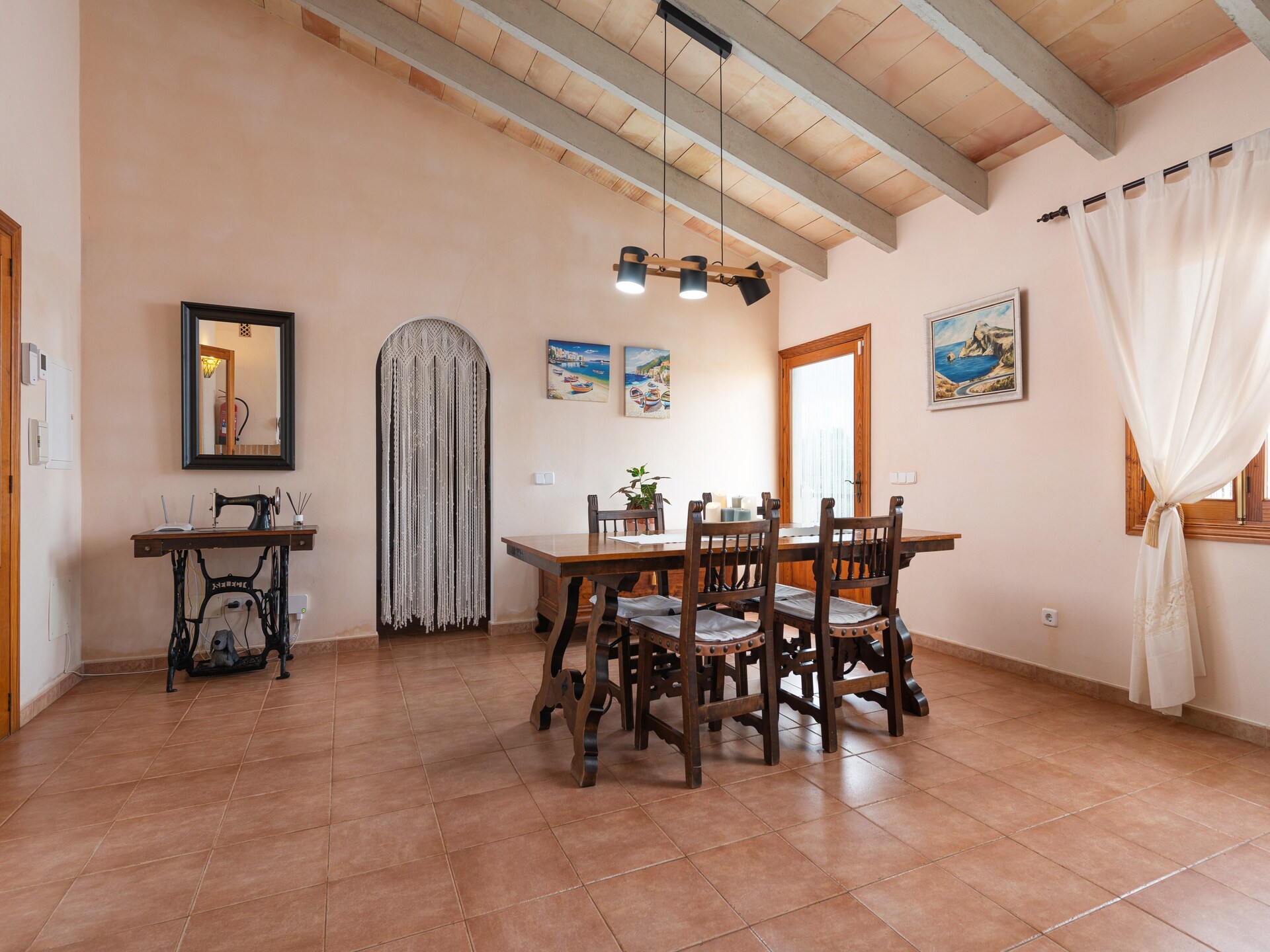 4-persoons appartement in Llubi met privézwembad - foto 12