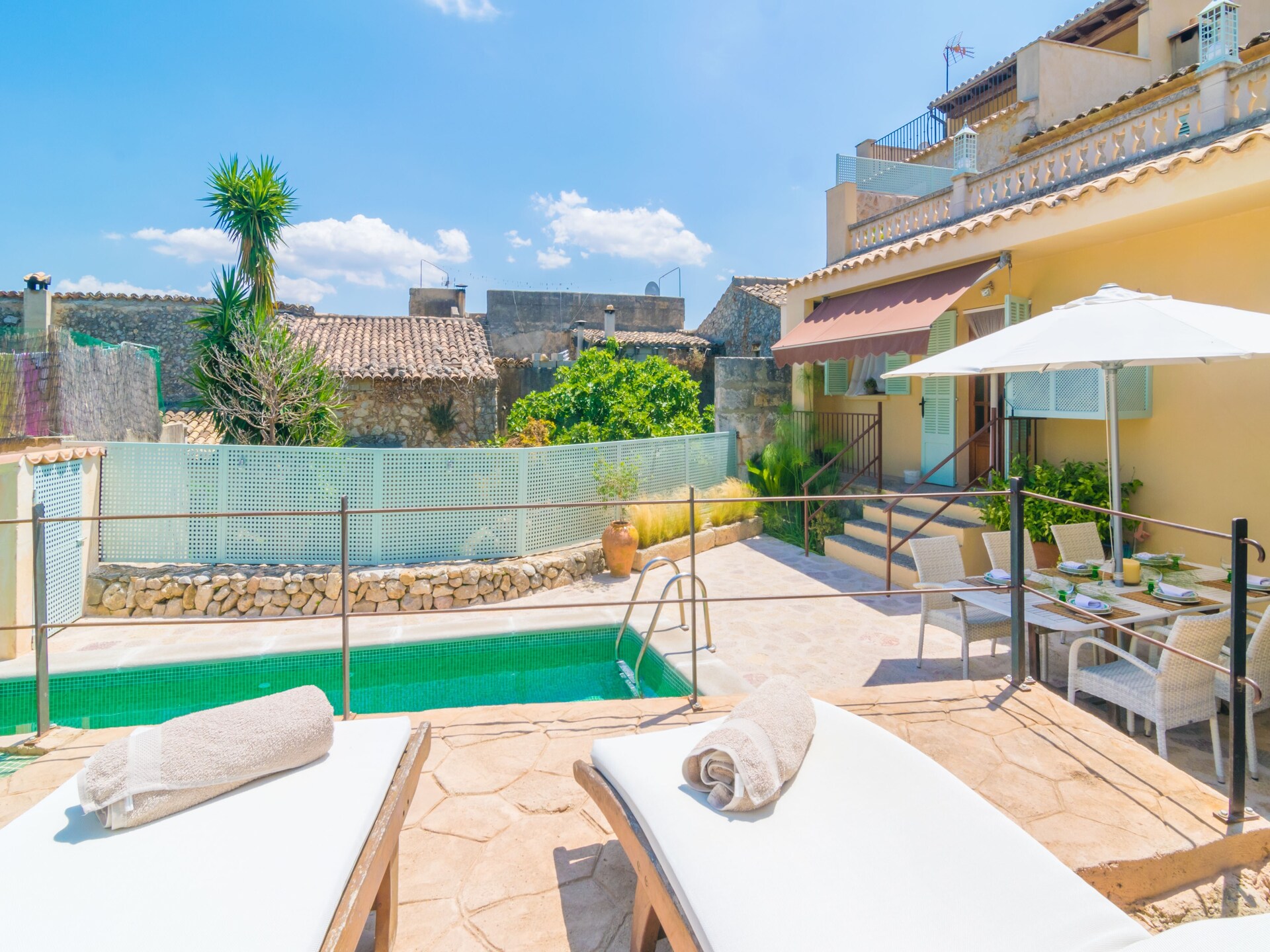 Vrijstaande villa aan golfbaan Caimari met privézwembad en bergzicht - foto 6