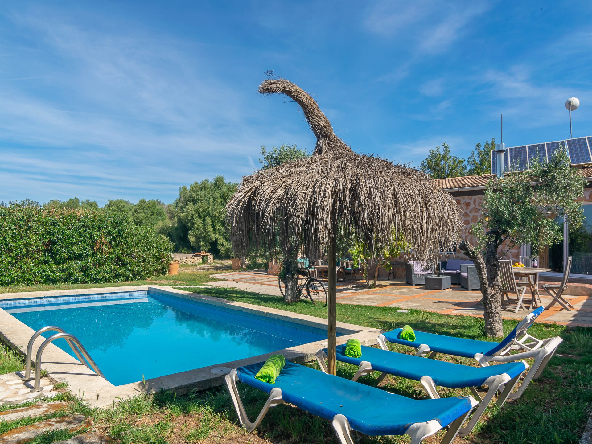 Vrijstaande villa aan de golfbaan in Llucmajor met privézwembad - foto 11