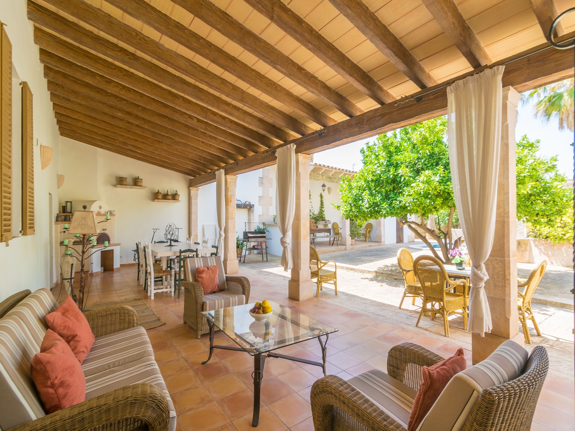 Authentieke Mallorcaanse villa met privézwembad aan de golfbaan in Maria de la Salut - foto 4