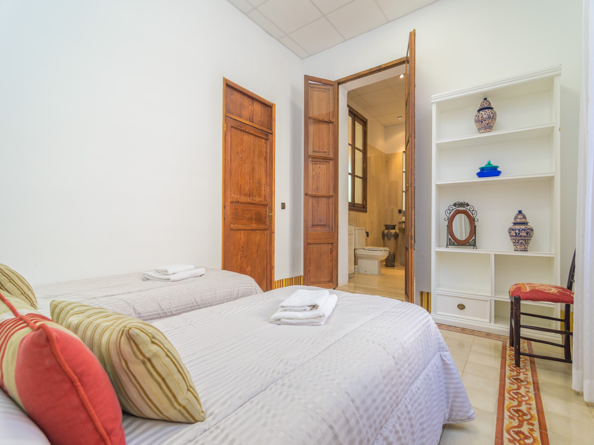 Authentieke Mallorcaanse villa met privézwembad aan de golfbaan in Maria de la Salut - foto 18