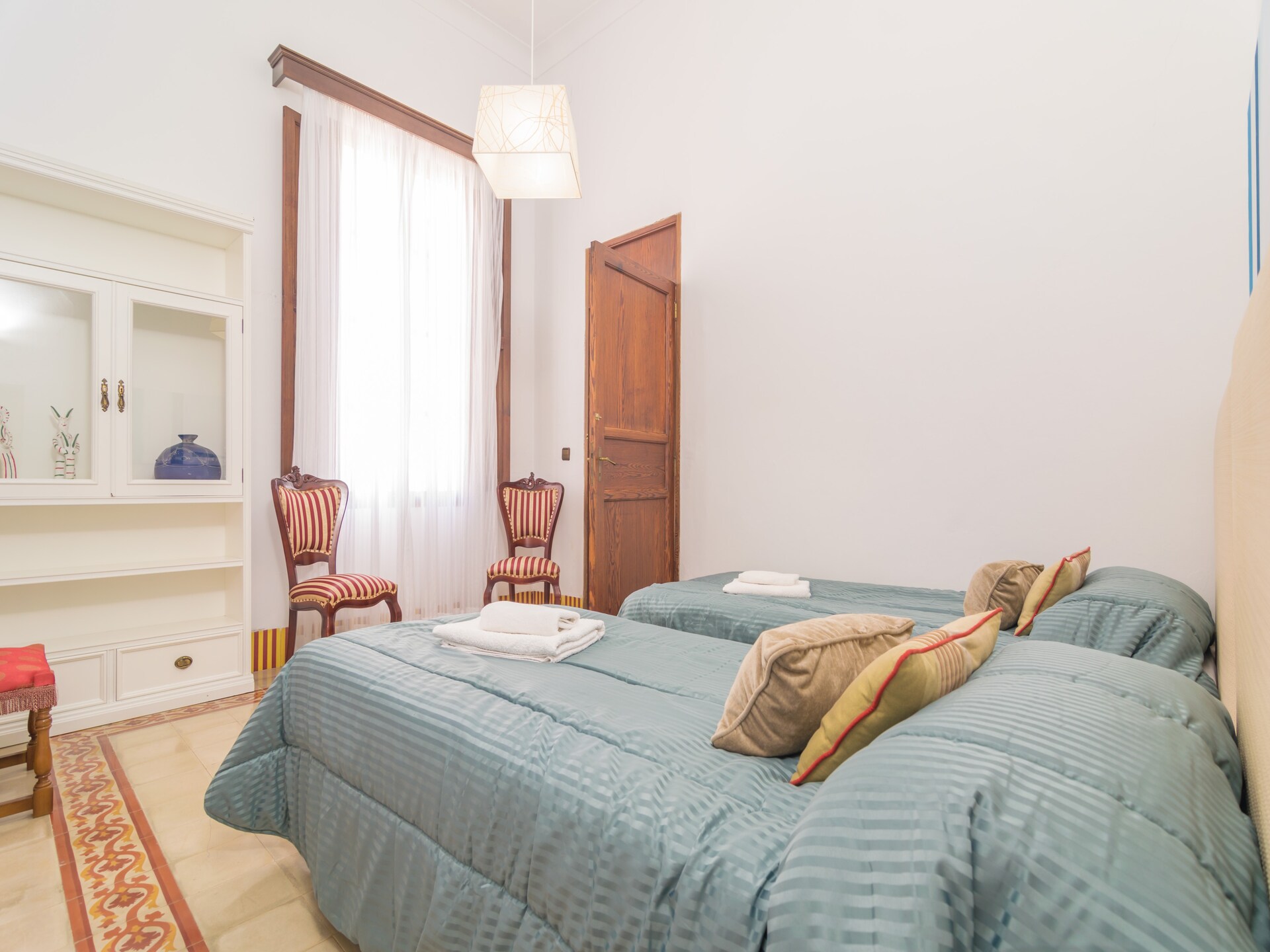 Authentieke Mallorcaanse villa met privézwembad aan de golfbaan in Maria de la Salut - foto 19