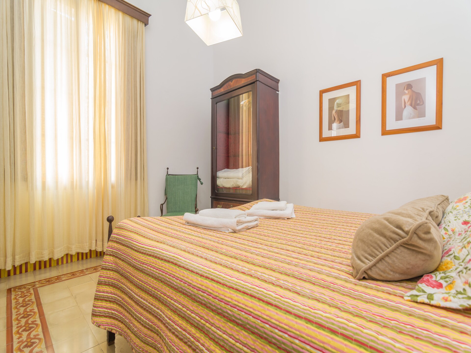 Authentieke Mallorcaanse villa met privézwembad aan de golfbaan in Maria de la Salut - foto 22