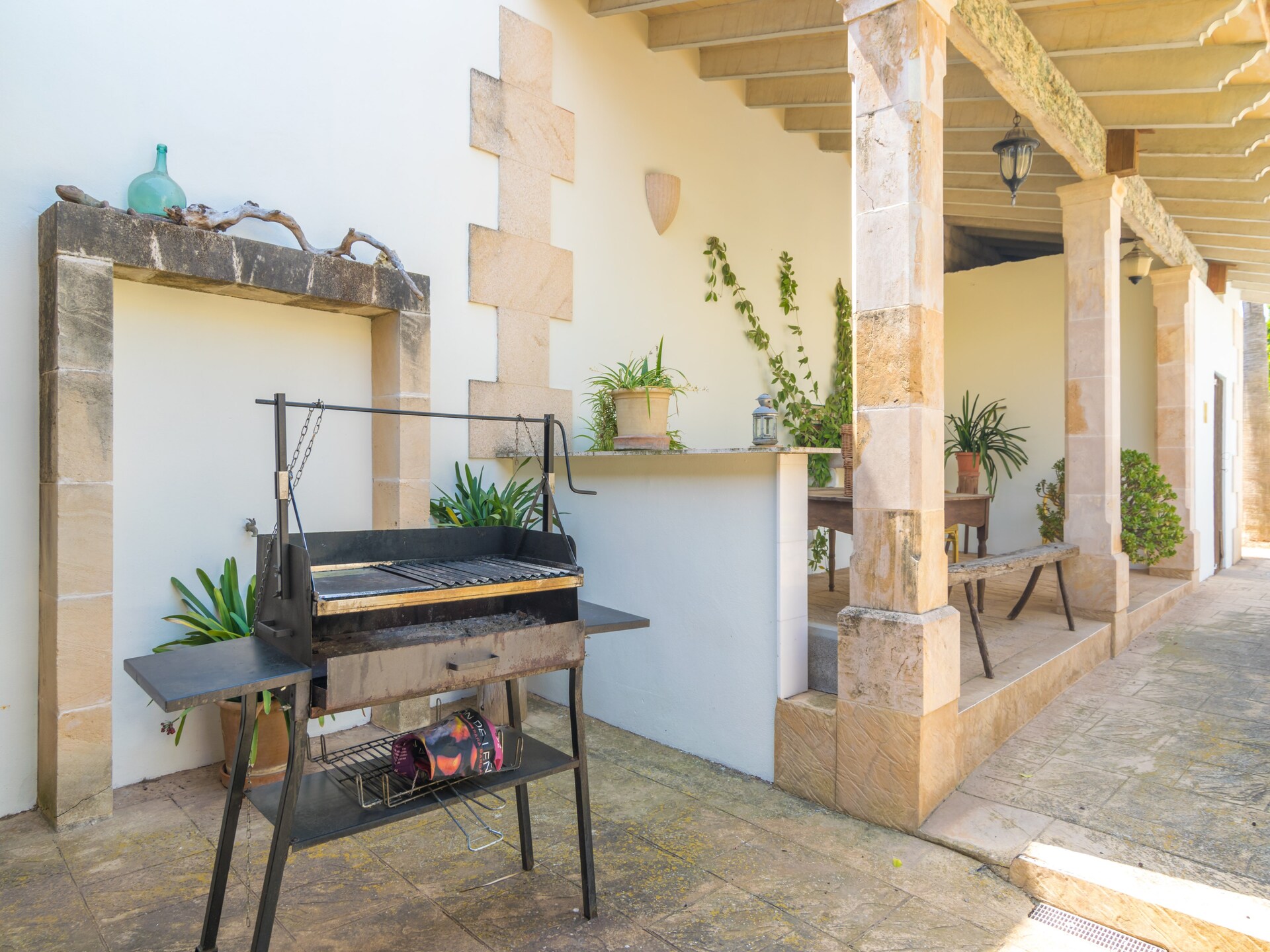 Authentieke Mallorcaanse villa met privézwembad aan de golfbaan in Maria de la Salut - foto 37