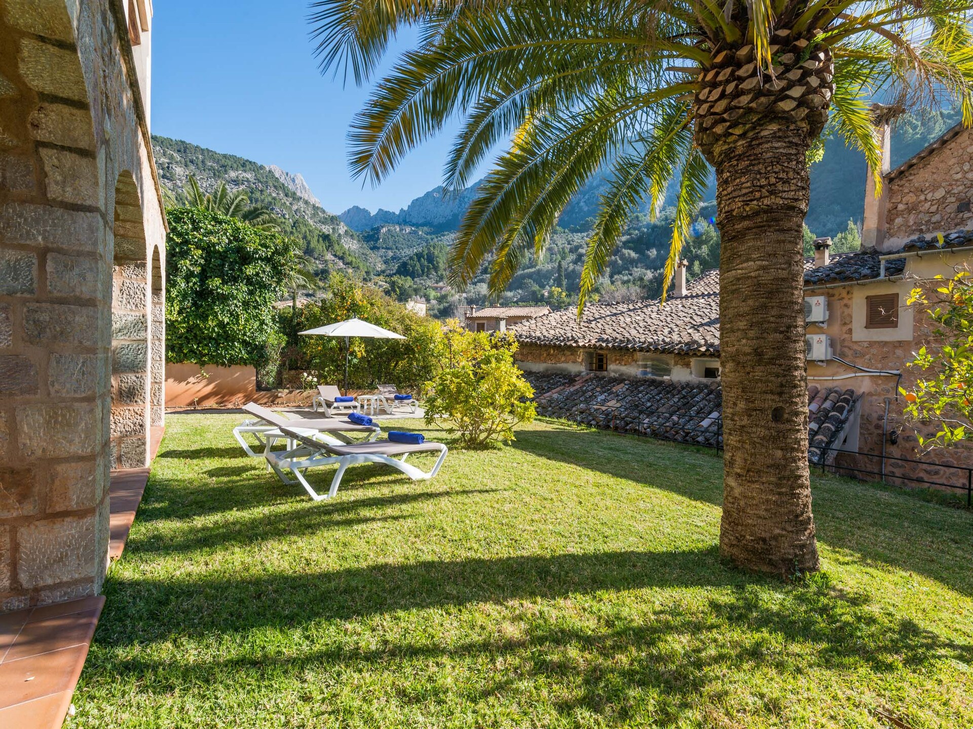 Circe: Vrijstaande villa met verwarmd zwembad aan de voet van de Tramuntana - foto 32