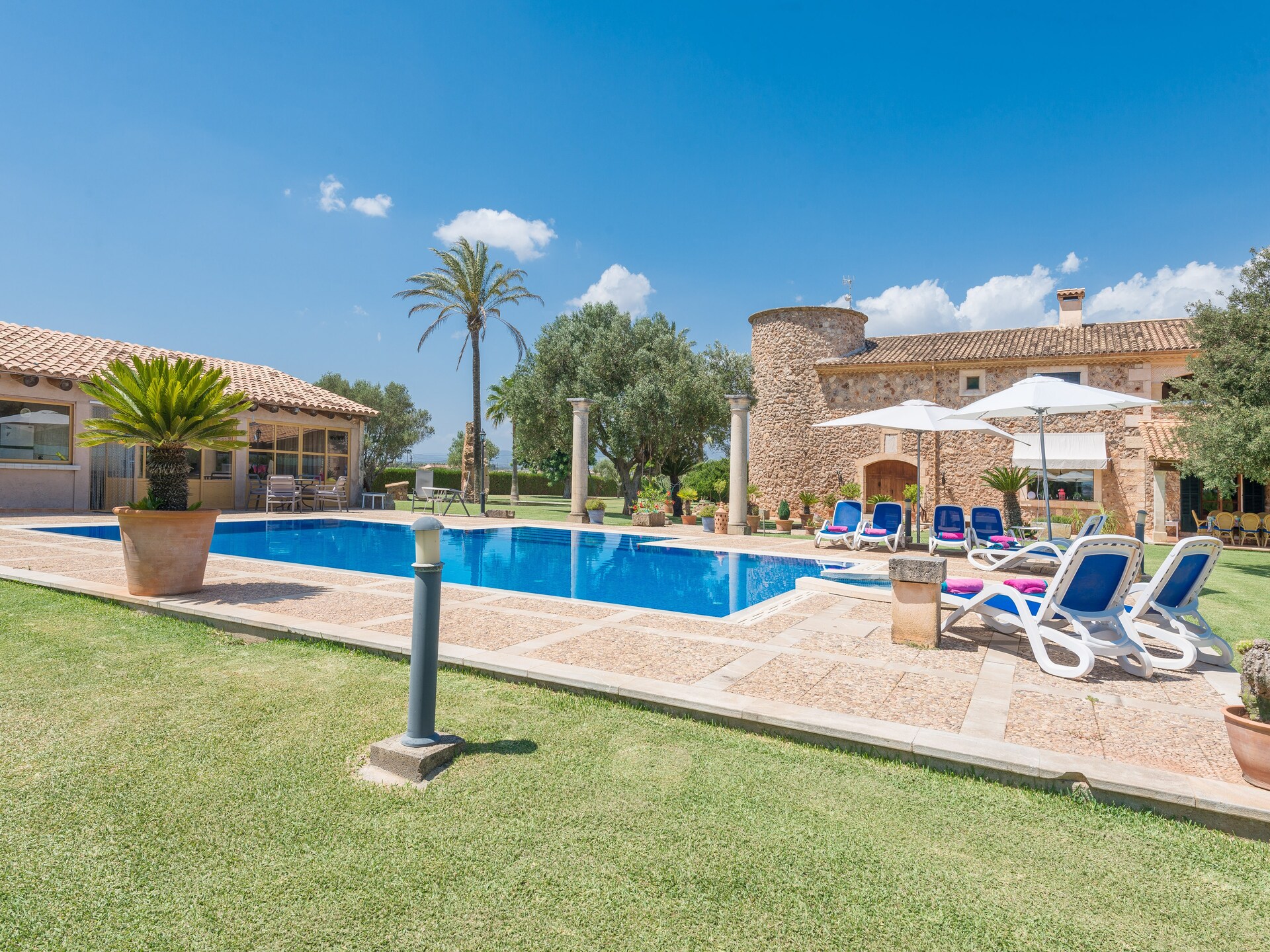 Authentieke villa met privézwembad aan golfbaan in Sa Pobla - foto 13
