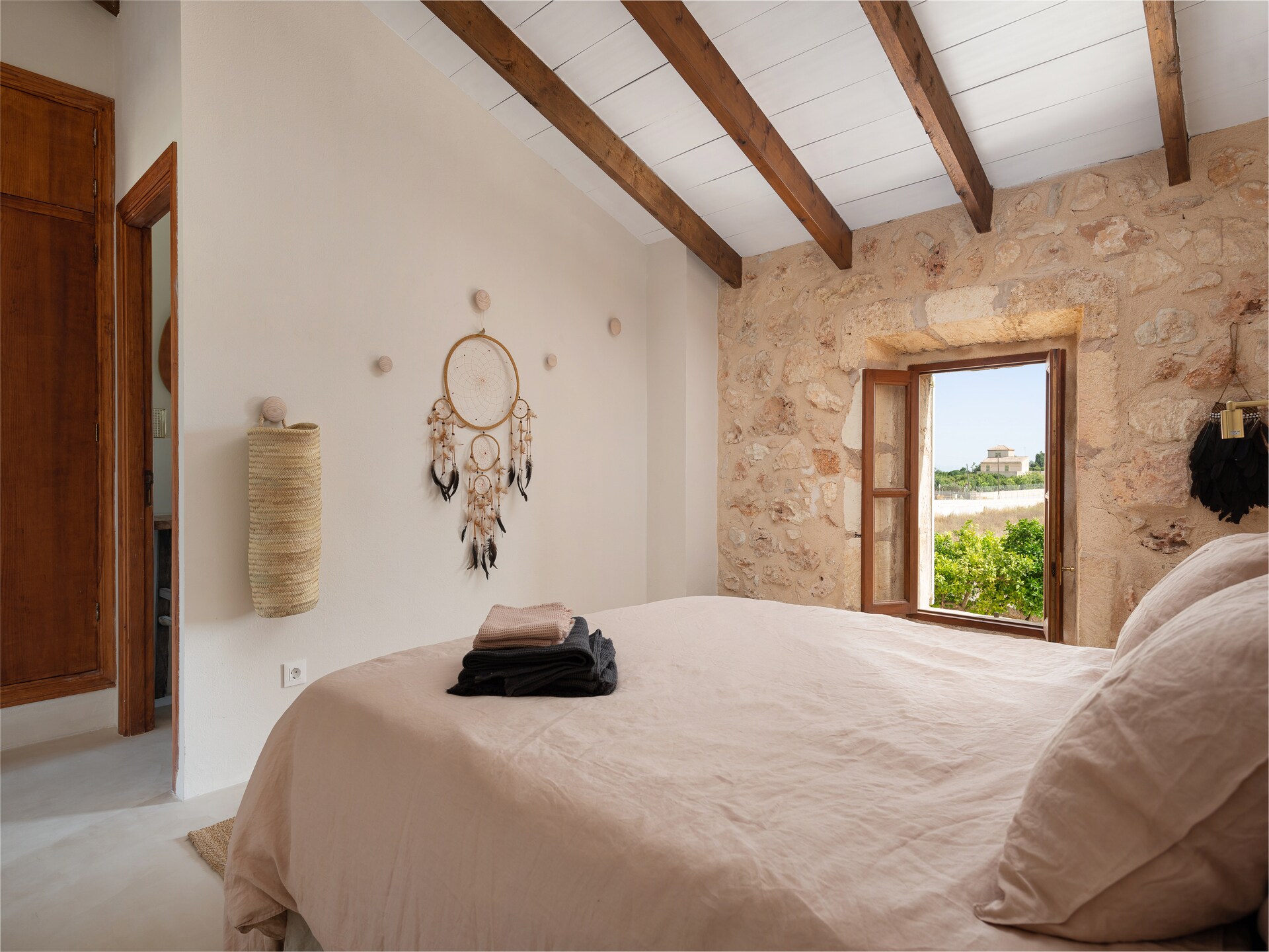 Authentieke Mallorcaanse villa met patio en privézwembad bij Santa Margalida - foto 32