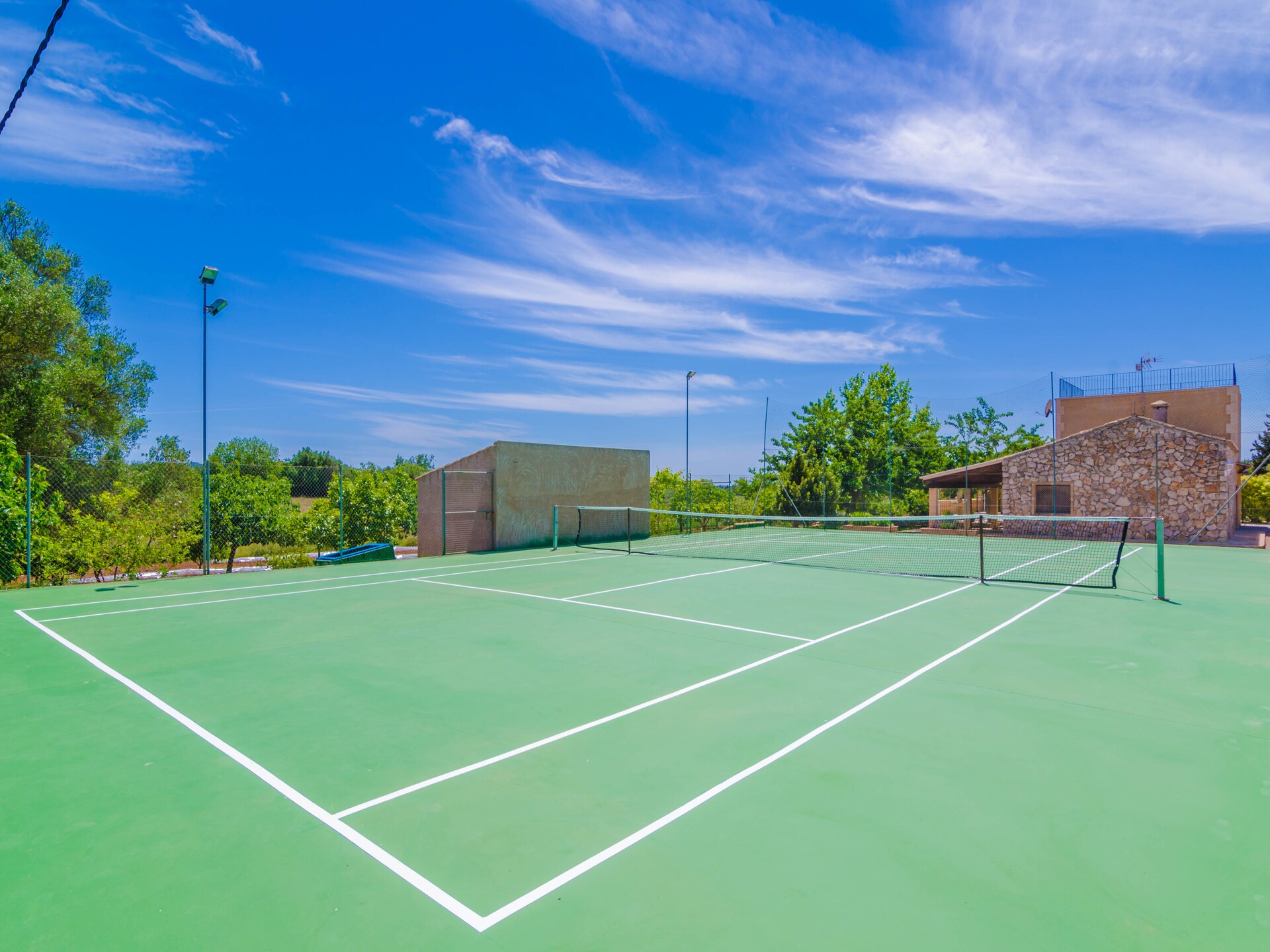 Vrijstaande villa met privézwembad en tennisbaan aan golfbaan Manacor - foto 32