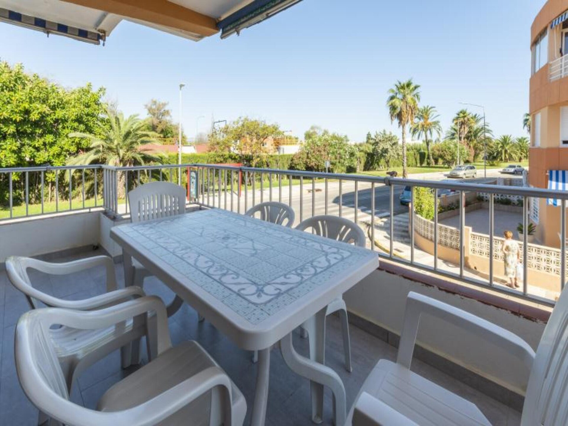 Licht appartement op 300 meter van strand Playa de Oliva met terras - foto 26