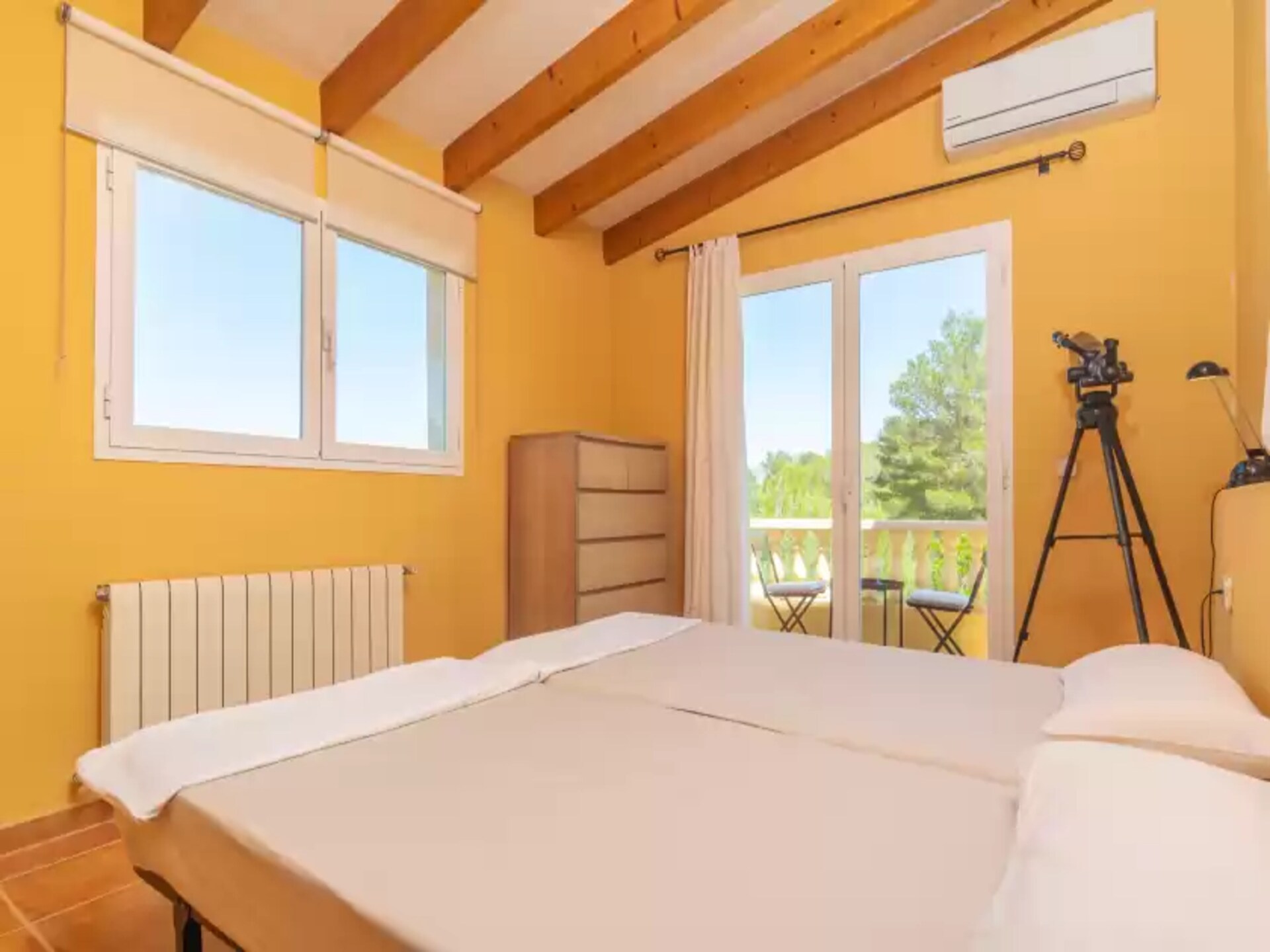 Sfeervolle tent aan de golfbaan in Son Serra De Marina, 500m van strand - foto 14