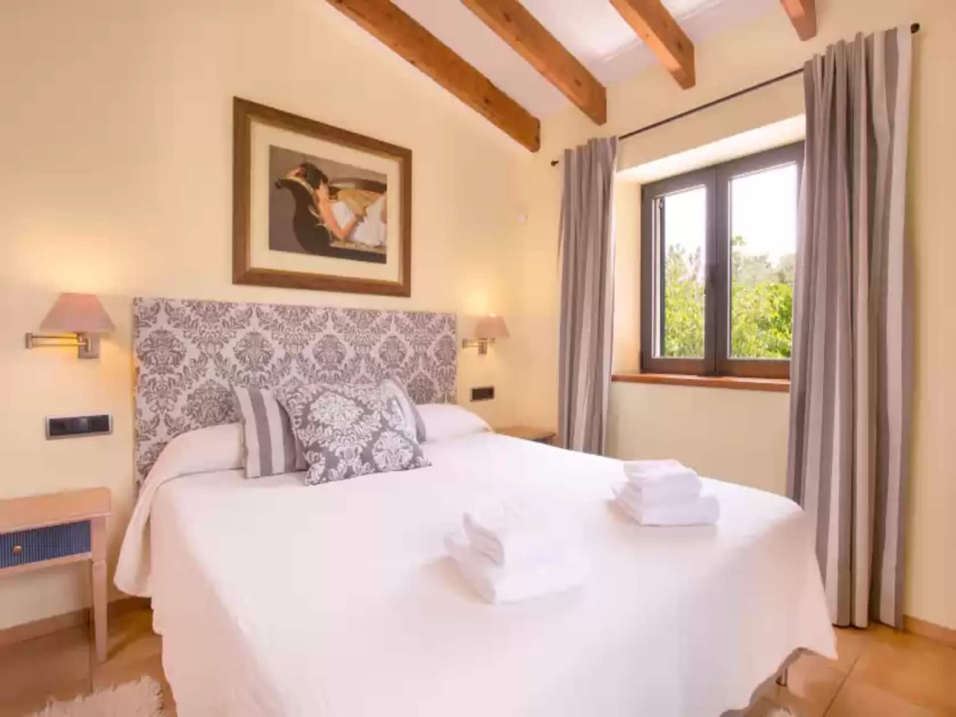 Authentieke villa aan de voet van de Tramuntana met privézwembad en gastenverblijf - foto 14
