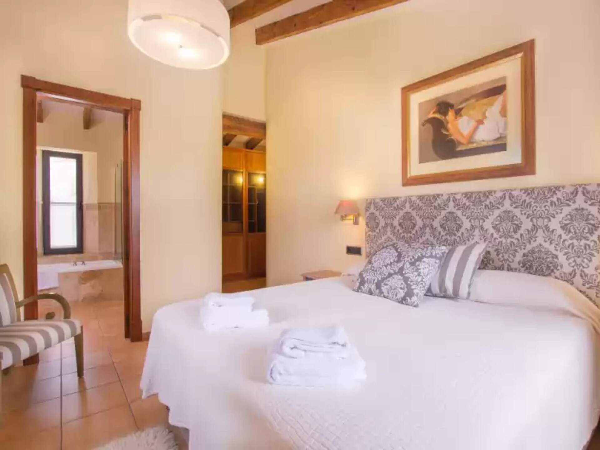 Authentieke villa aan de voet van de Tramuntana met privézwembad en gastenverblijf - foto 4